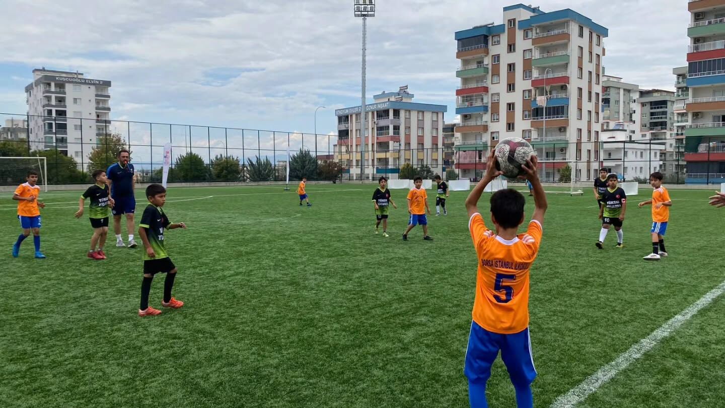 Kadirli’de Futbol Turnuvasının Şampiyonu Borsa İstanbul