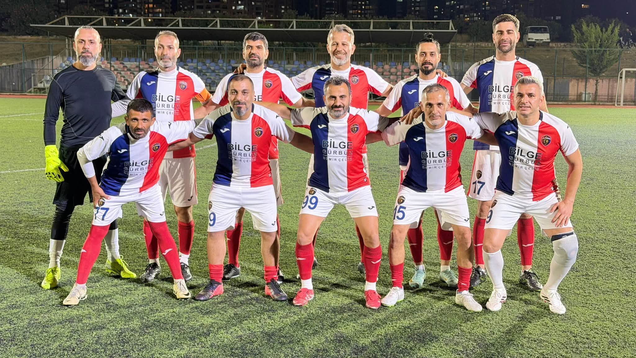 Mersin ASKF Veteranlar Ligi Açılış Maçı Oynandı