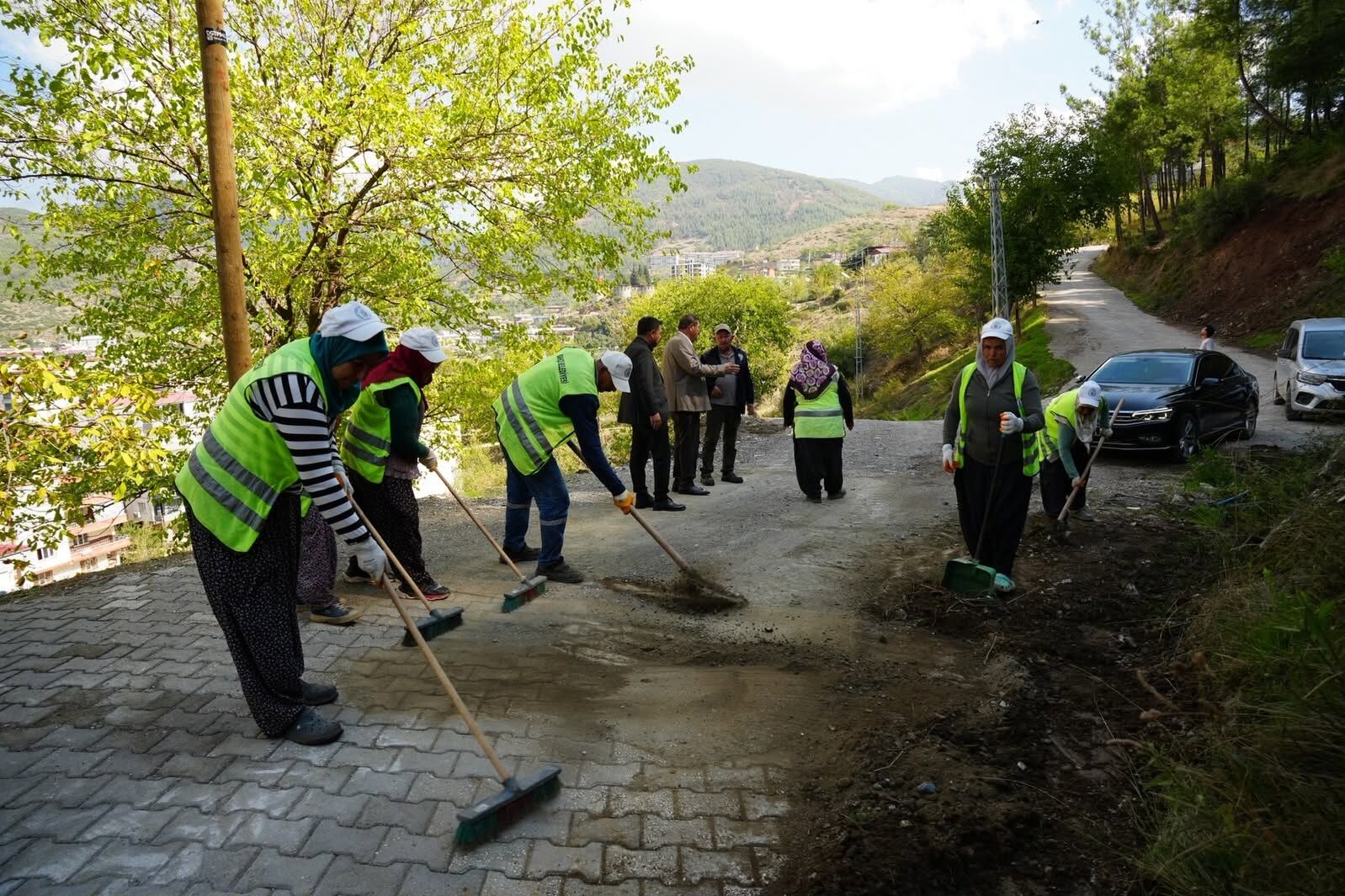 Bahçe’de MHP İlçe Başkanı Kılıç Çalışmaları İnceledi