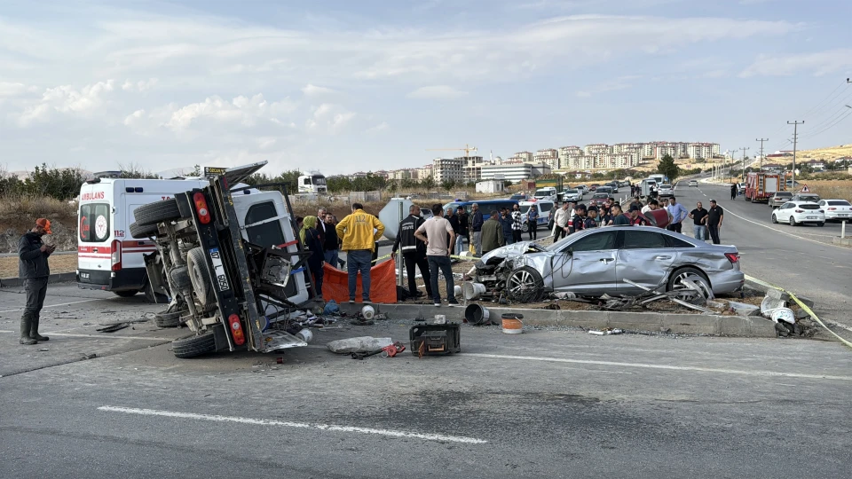 9D8Ab0Ae Kahramanmarasta Feci Kaza Mhp Heyetini Tasiyan Arac