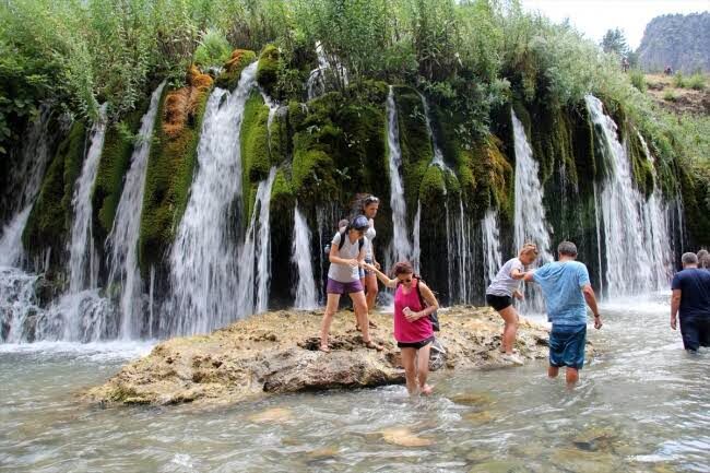Adana’nın Saklı Cenneti Küp Şelaleleri Büyülüyor4
