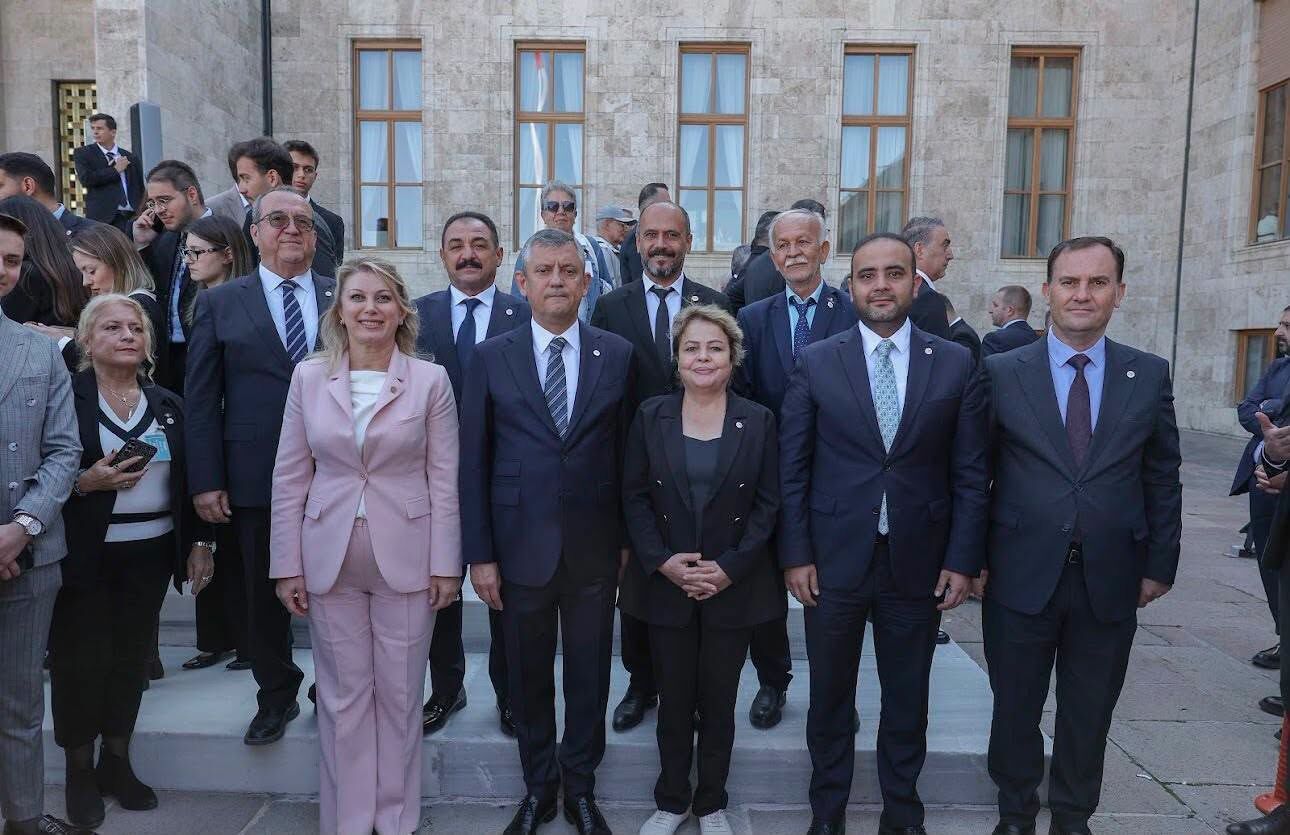 Asu Kaya Ve Osmaniye Heyetinden Özgür Özel’e Ziyaret5
