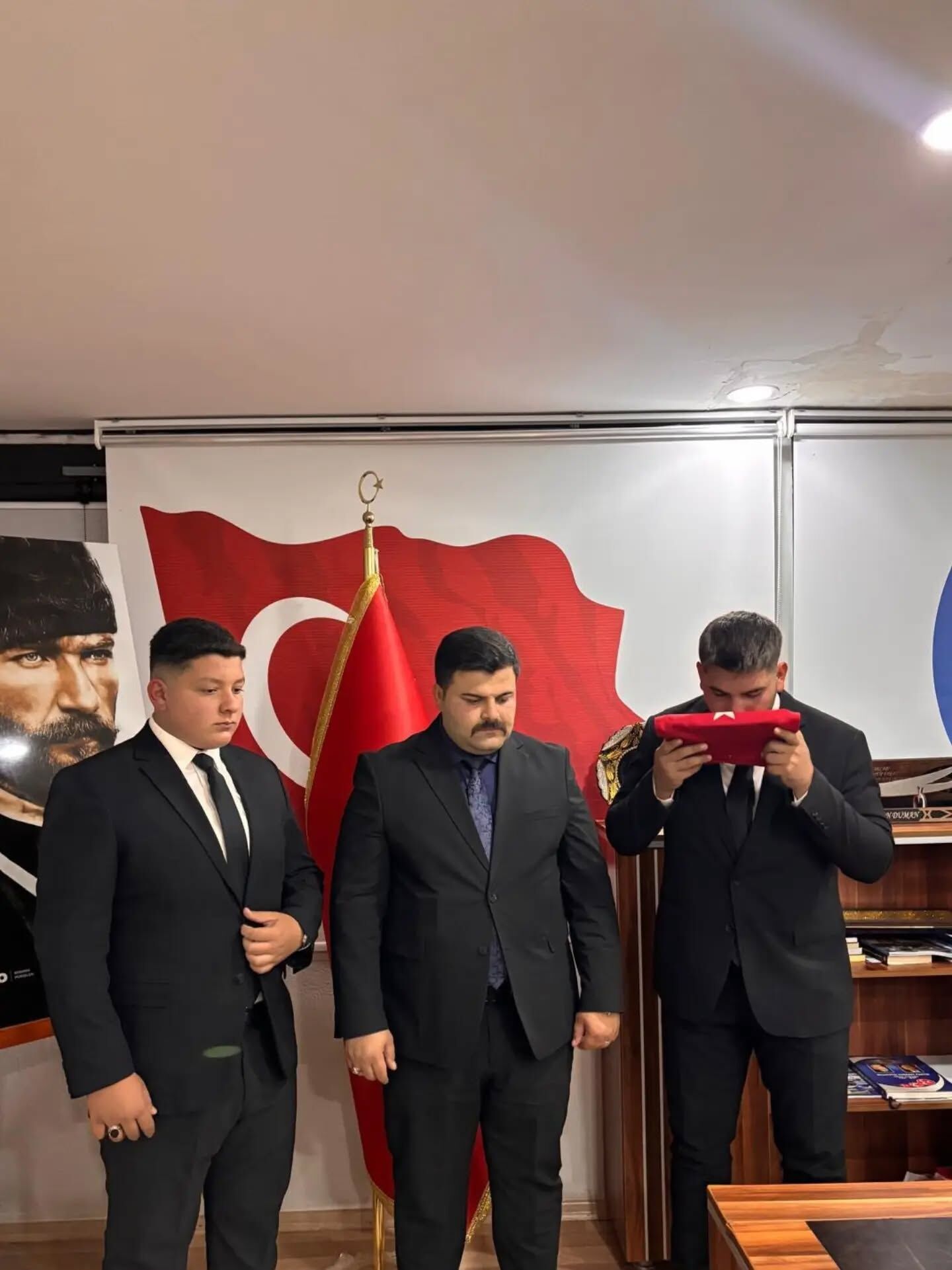 Bahçe Ülkü Ocakları’nda Görev Değişimi (3)