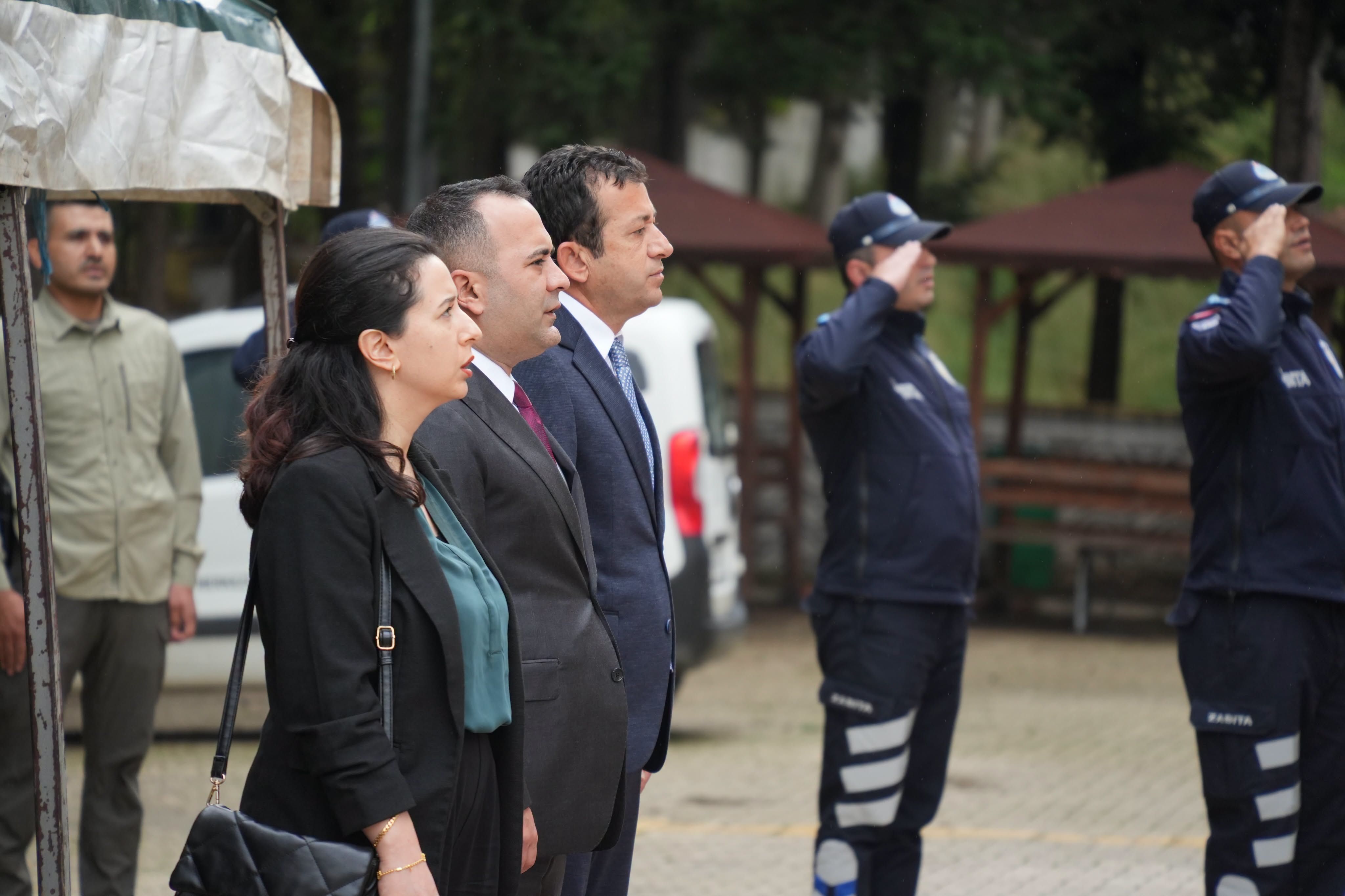 Bahçe'de Başkan Kadıoğlu Cumhuriyet Törenine Katıldı5
