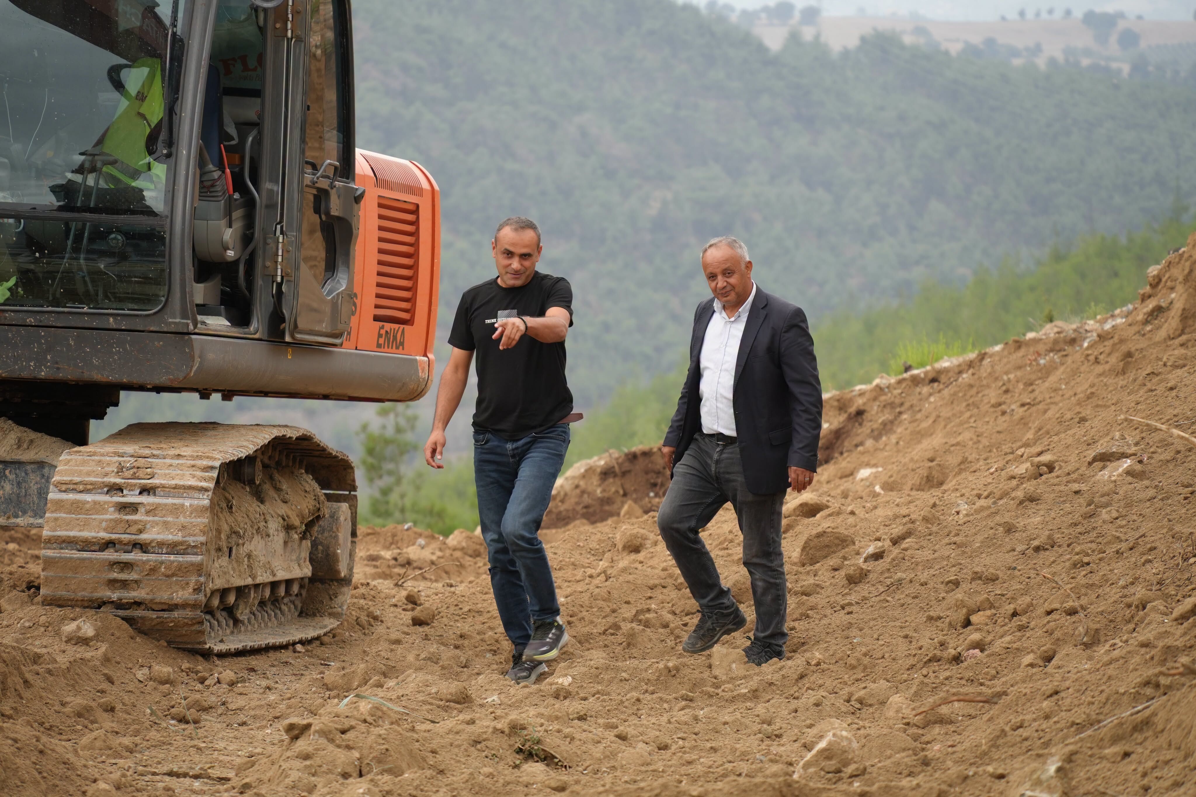 Bahçe’de Yağmur Suyu Kanal Çalışmaları Başladı (7)
