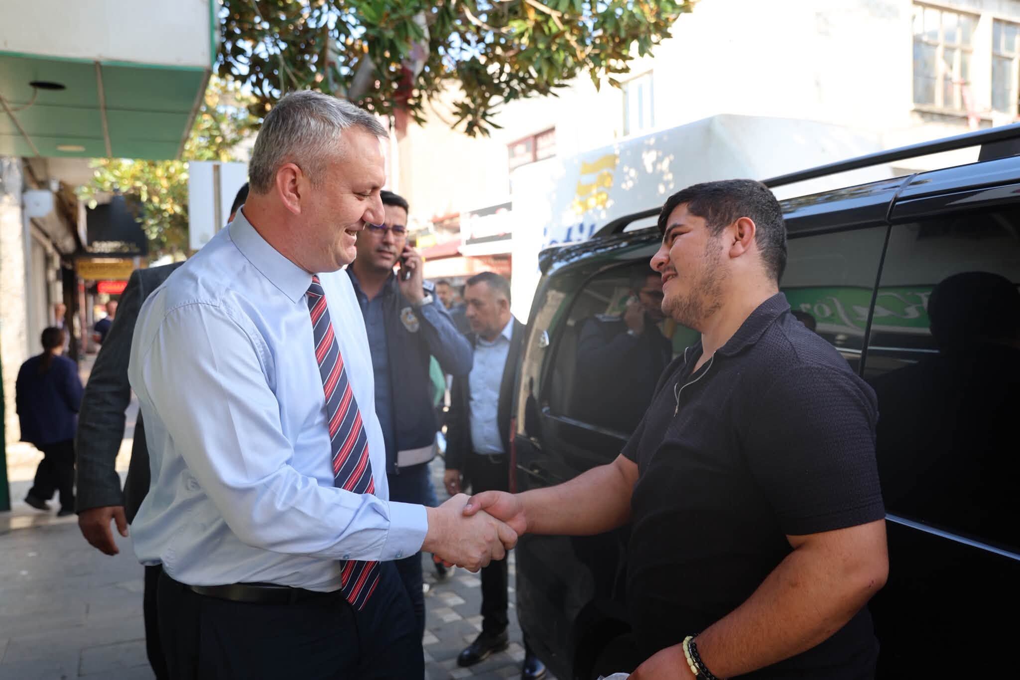 Başkan İba Kaldırımlar Yayaların Ortak Kullanım Alanı3