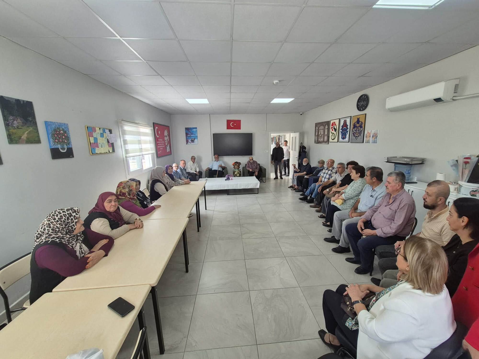 Chp Osmaniye’den Dünya Yaşlılar Günü Ziyareti (3)