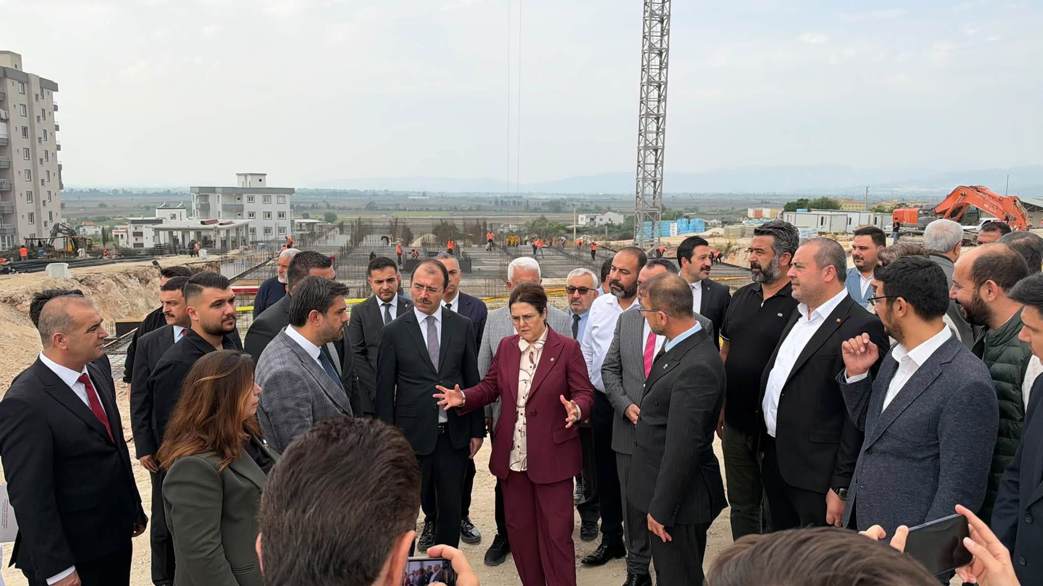Derya Yanık Kadirli'de 500 Kişilik Yurdu İnceledi2