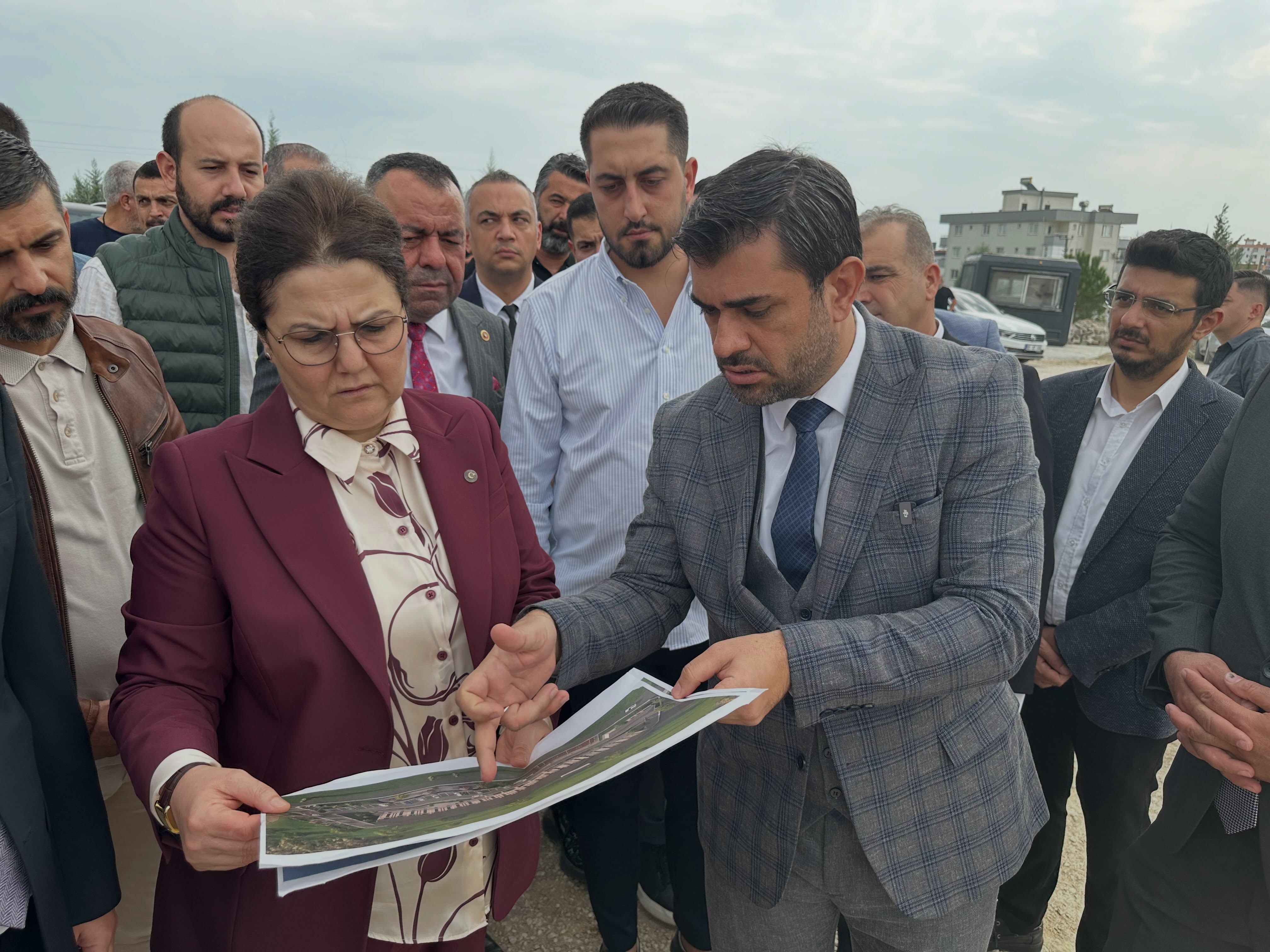 Derya Yanık'tan Kadirli'deki 500 Kişilik Yurda Yakın Takip3