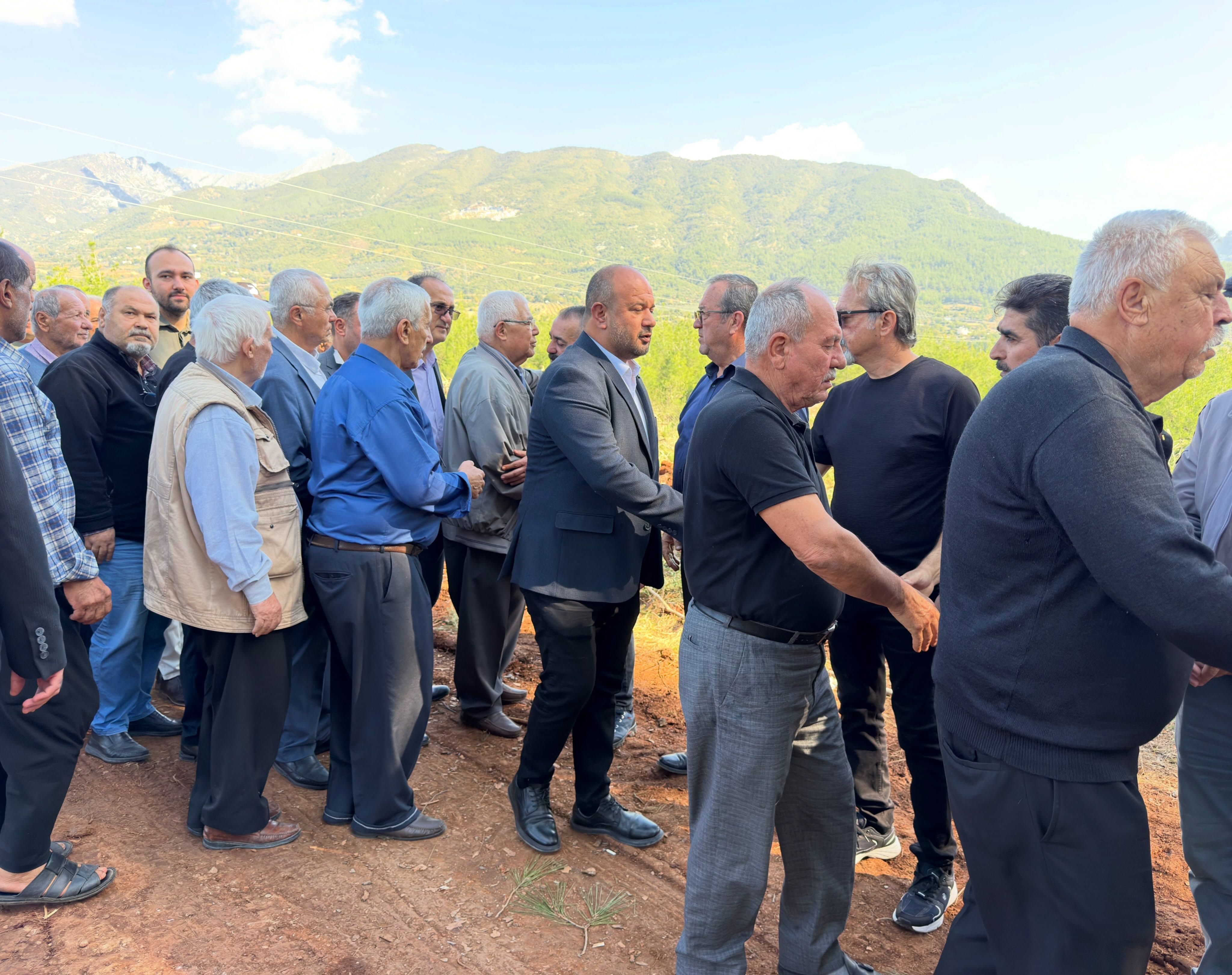 Düziçi’nde Ak Parti İlçe Başkanı Kararmaz’dan Taziye1