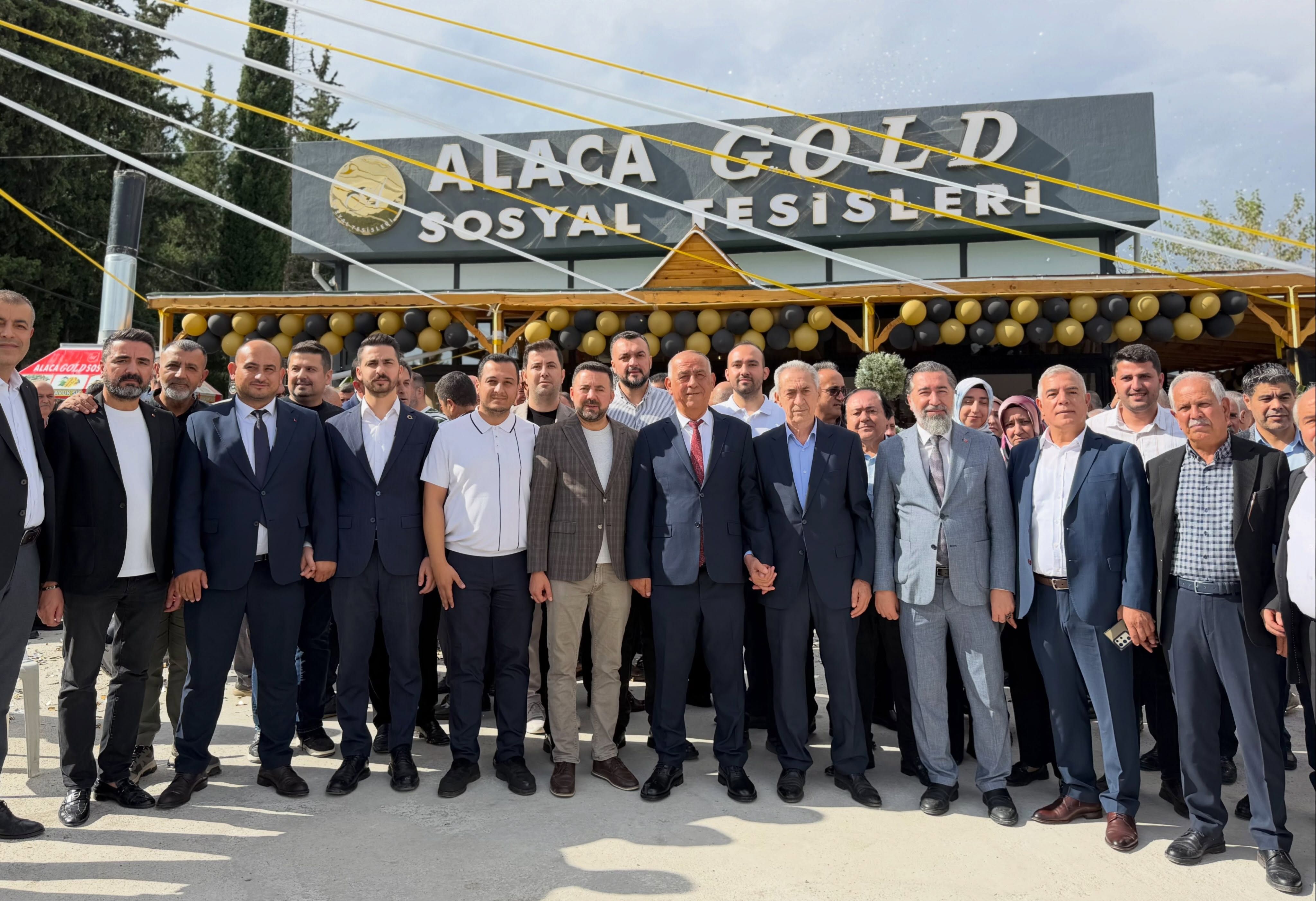 Düziçi’nde Alaca Gold Restoran Cafe Açıldı1