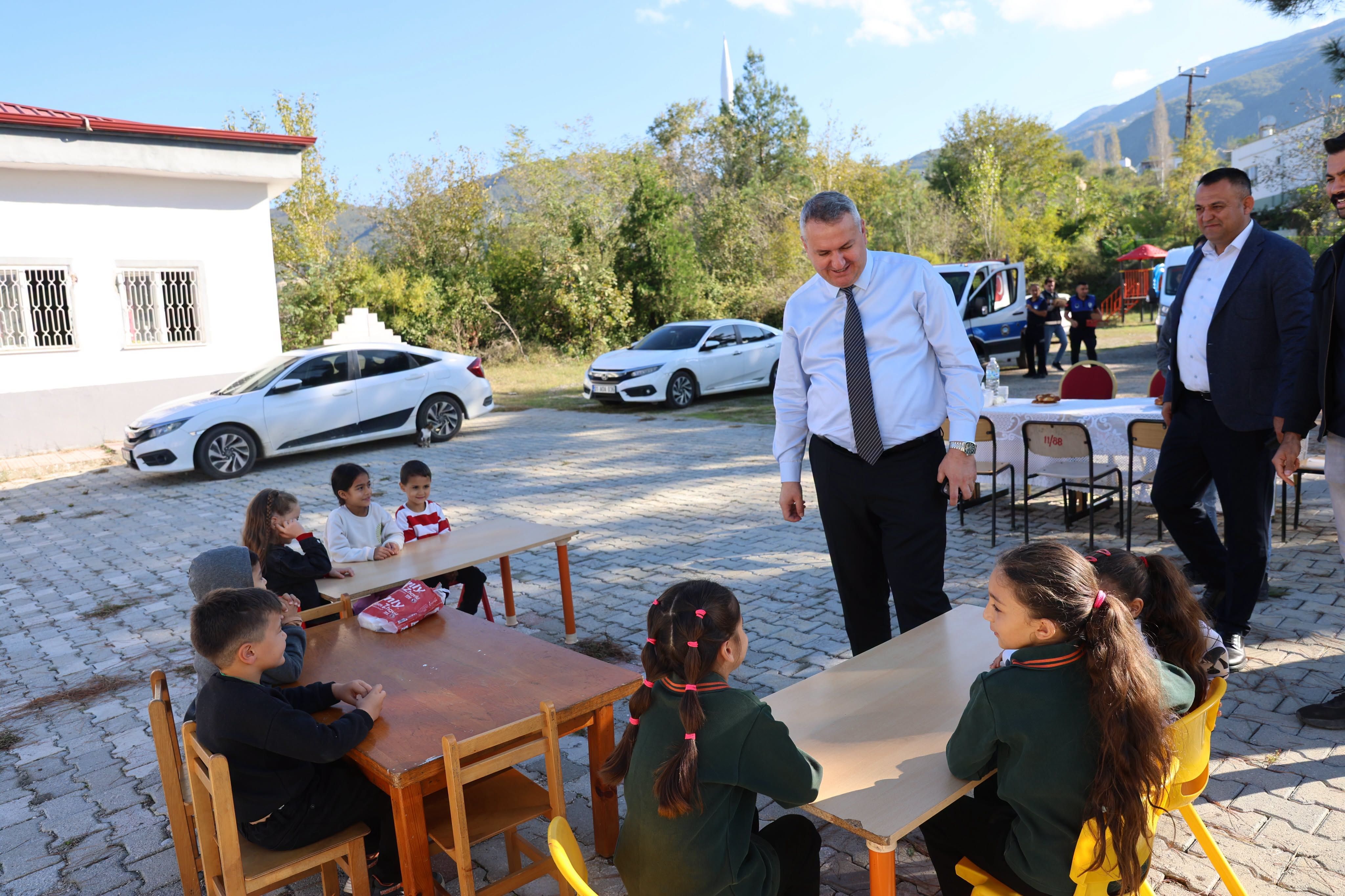 Düziçi’nde Başkan Mustafa İba Öğrencilerle Buluştu2