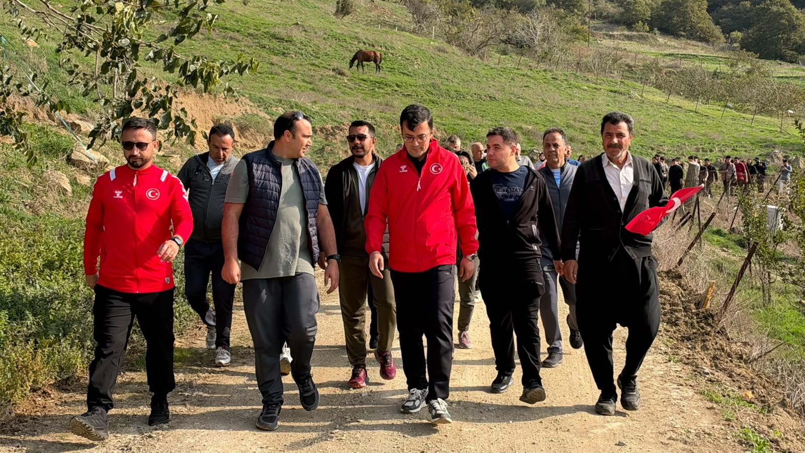Hasanbeyli’de Cumhuriyet Coşkusu 6 Kilometrelik Yürüyüş8