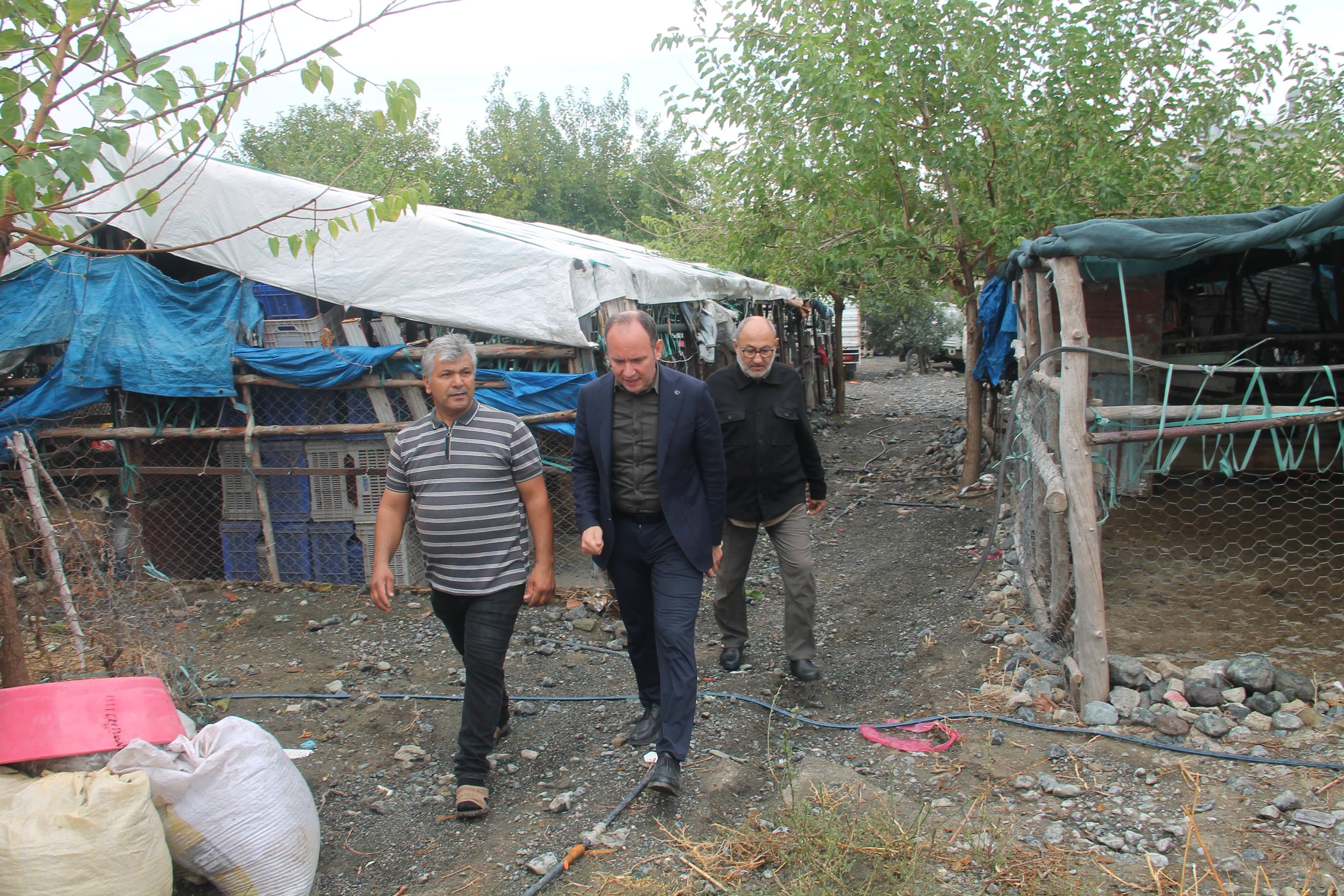 Hatay Erzin’de Kaymakamdan Afet Konutlarına Ziyaret4