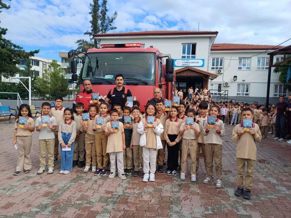 Hatay Erzin’de Öğrencilere İtfaiye Haftası Eğitimi