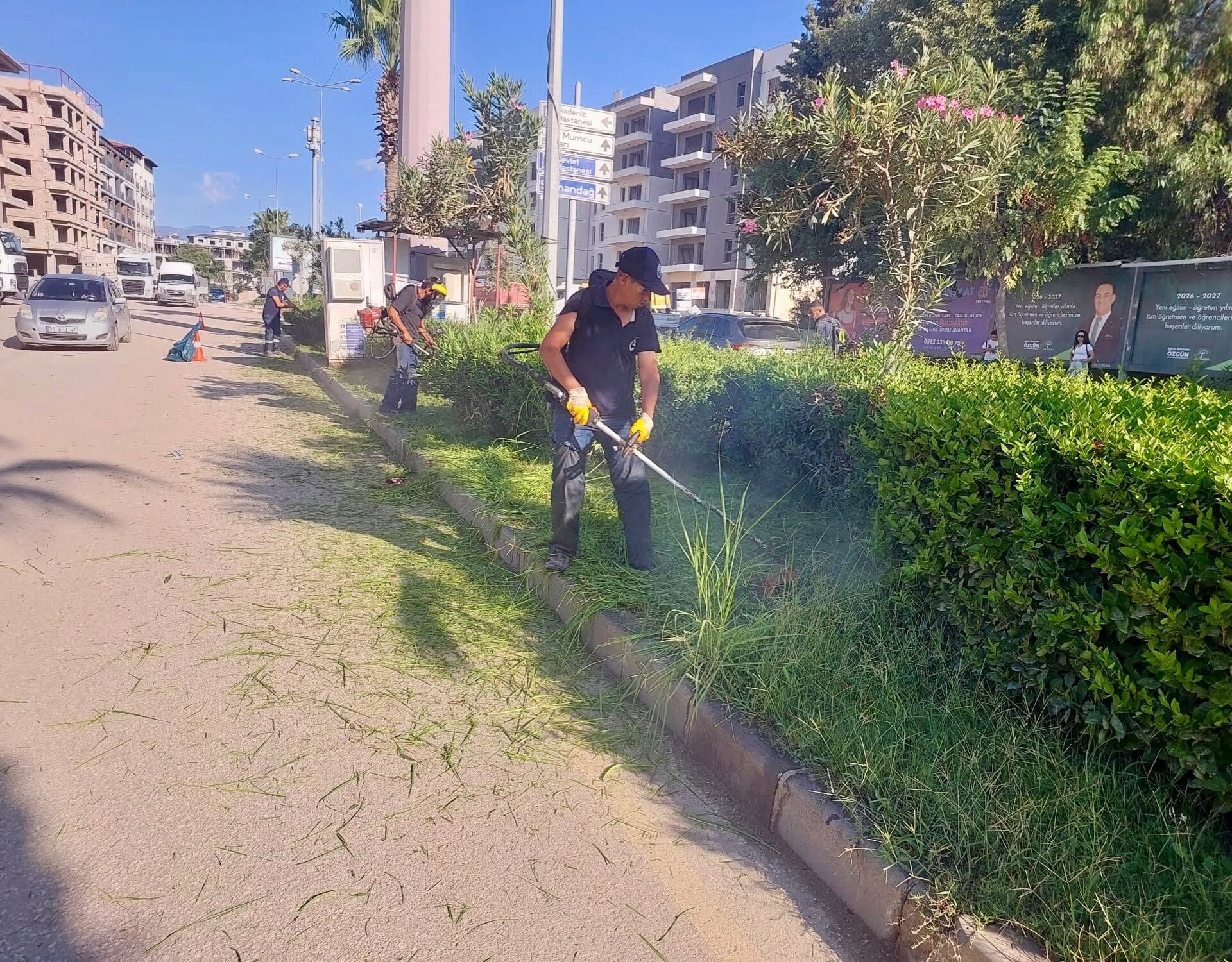 Hatay’da Defne Ve Antakya’da Yeşil Alan Mesaisi2