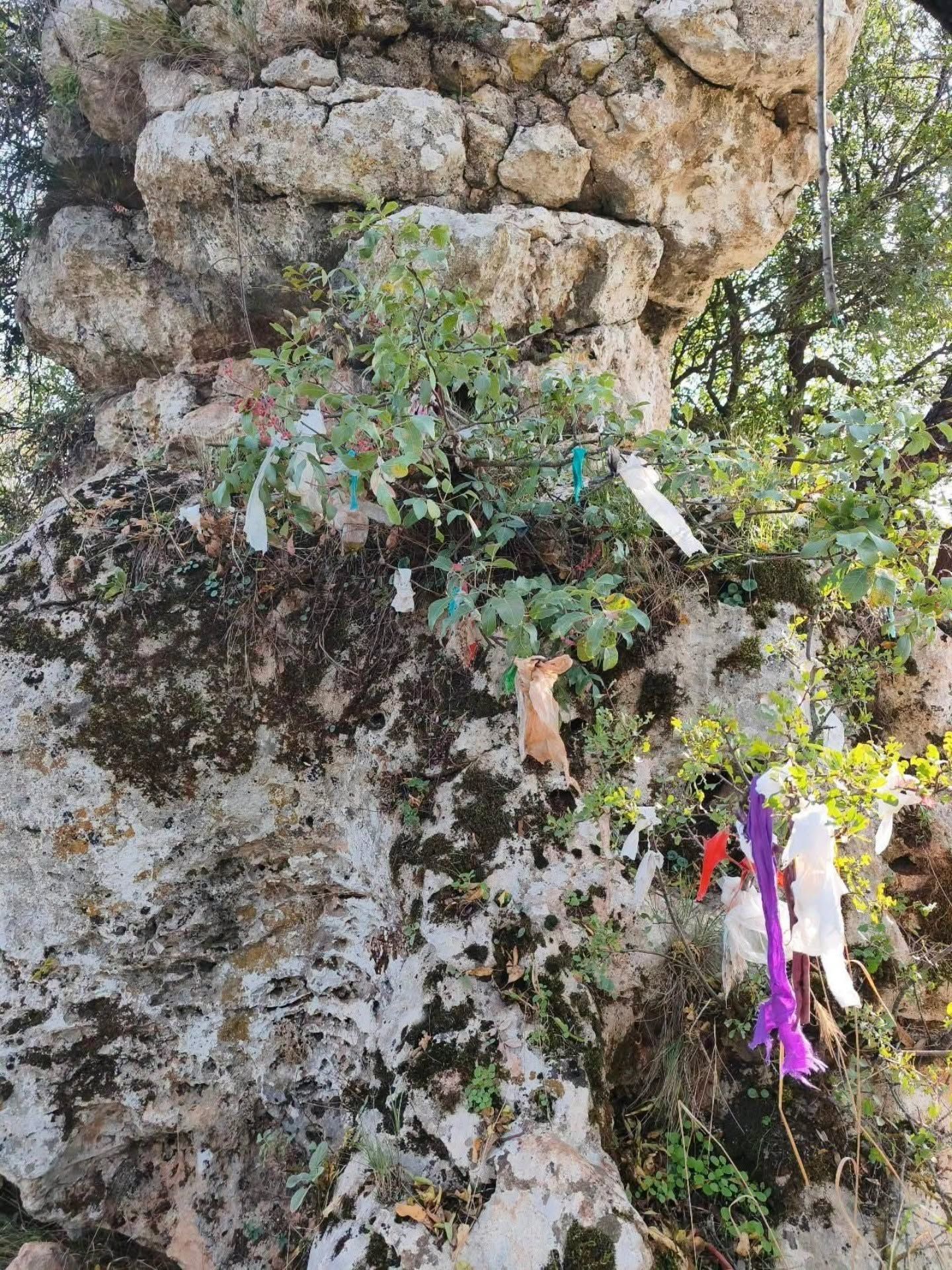 Hatay'da Delikli Taş Efsanesi Dilekler Kabul Olur Mu2