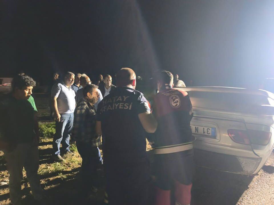Hatay’da Kırıkhan Reyhanlı Yolunda Kaza 2 Yaralı7