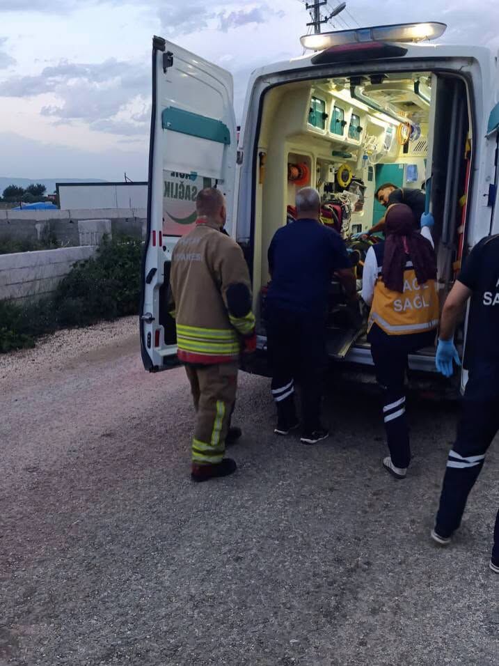 Hatay’da Motosiklet Kazası 3 Kişi Yaralandı3