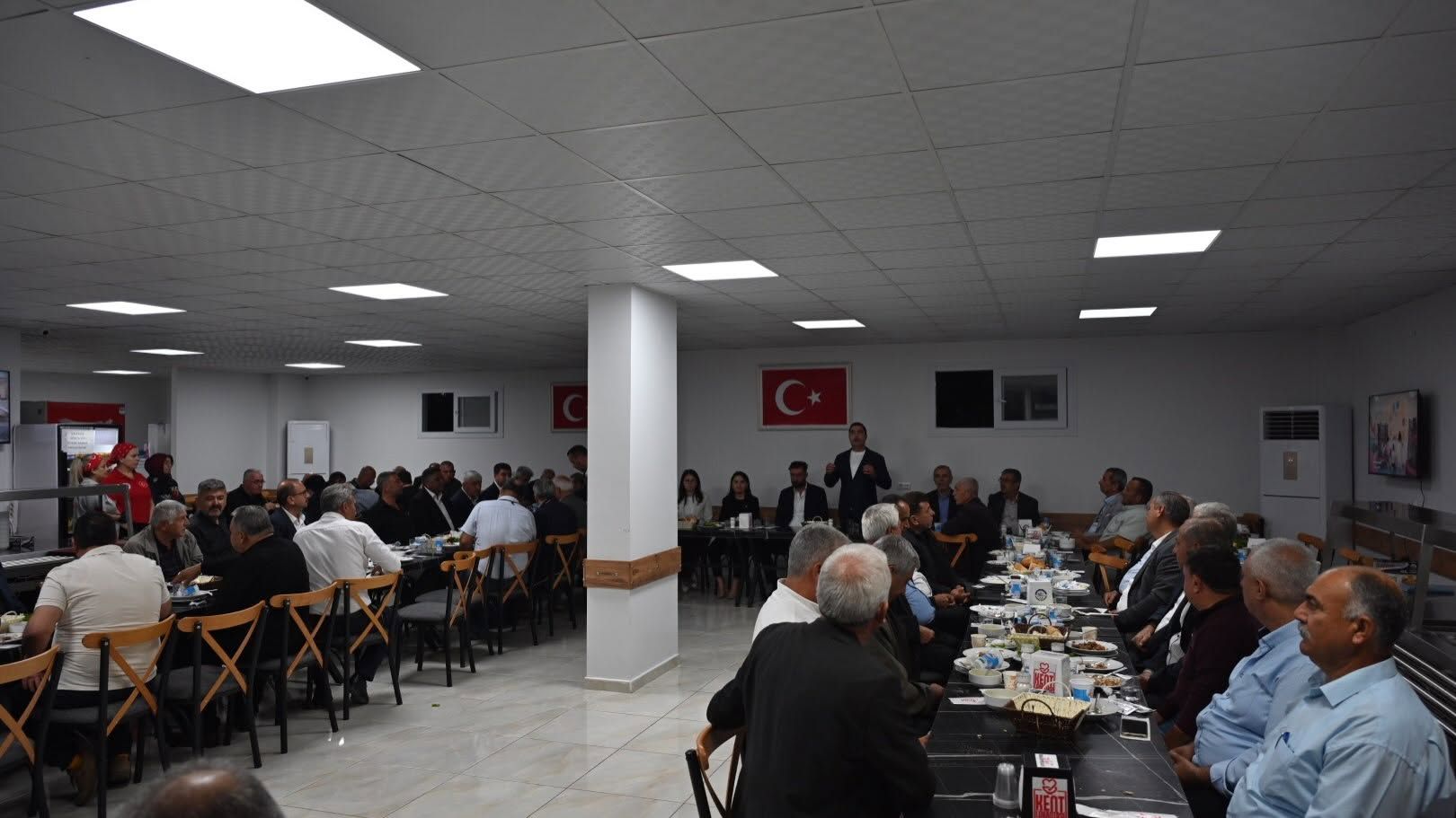 Kadirli Belediye Başkanı Olcar Muhtarlarla Buluştu (2)