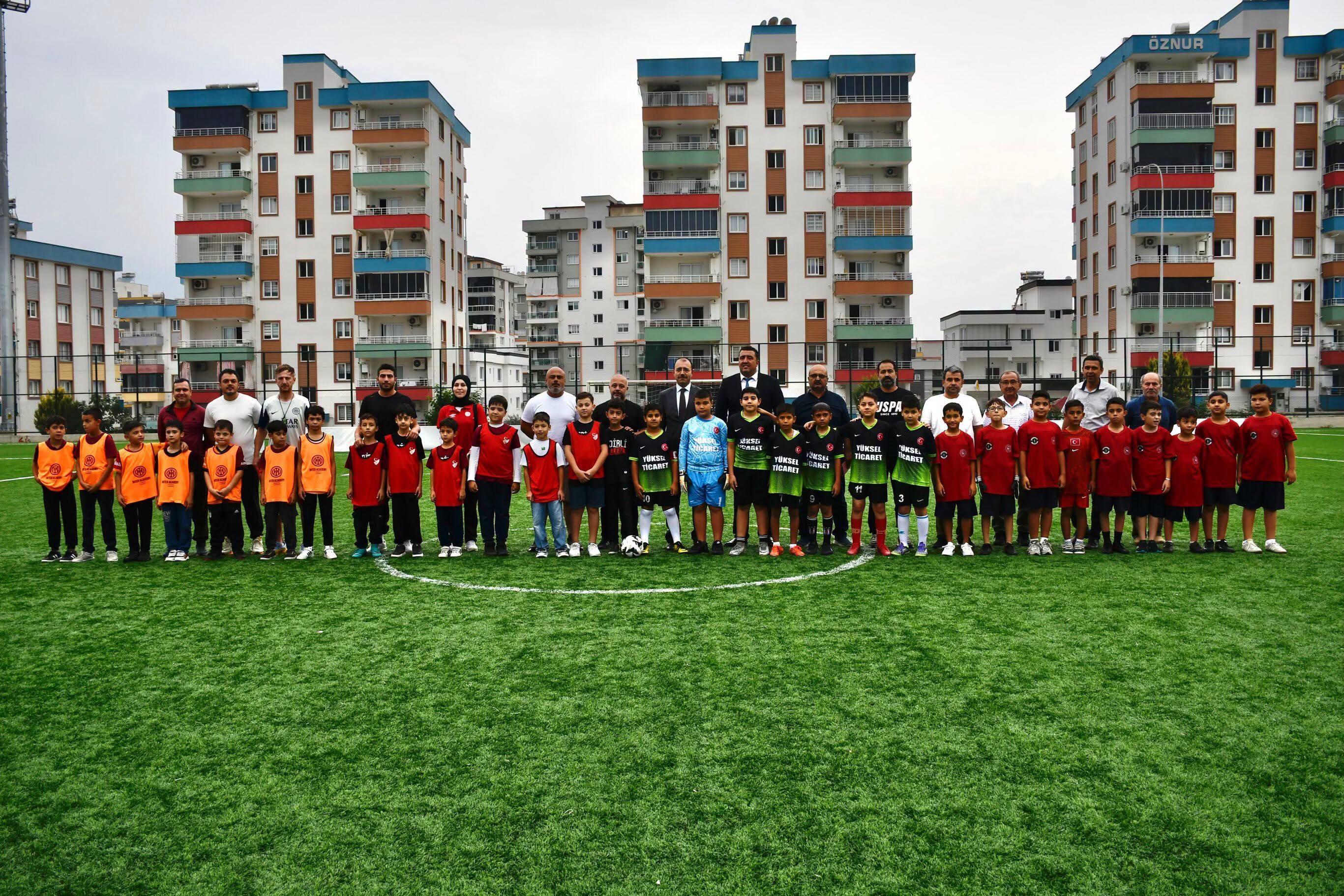 Kadirli’de İlkokullar Arası Futbol Turnuvası Başladı (3)