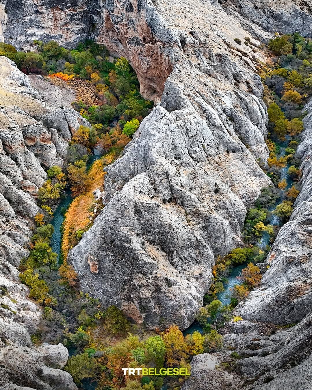 Malatya Tohma Kanyonu Sonbahar Renklerine Büründü