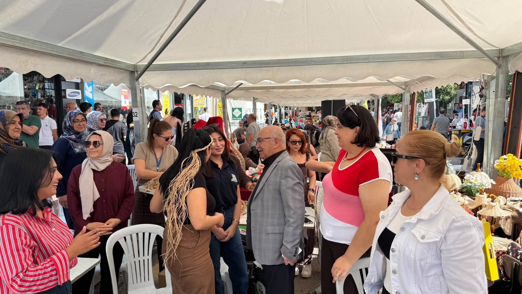 Mhp Osmaniye İl Başkanı Çomu Fıstıkfest'in 2. Gününde7