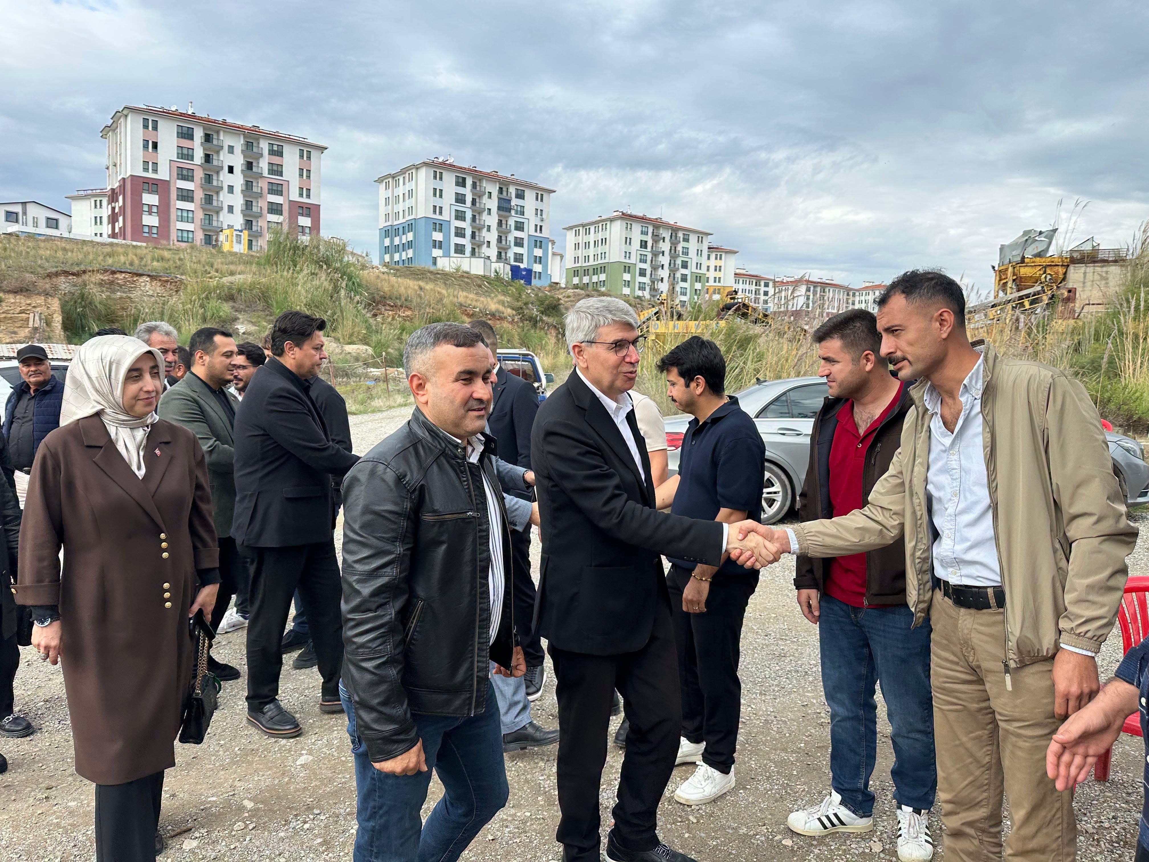 Milletvekili Gülsoy Cevdetiye'de Düğün Törenine Katıldı5