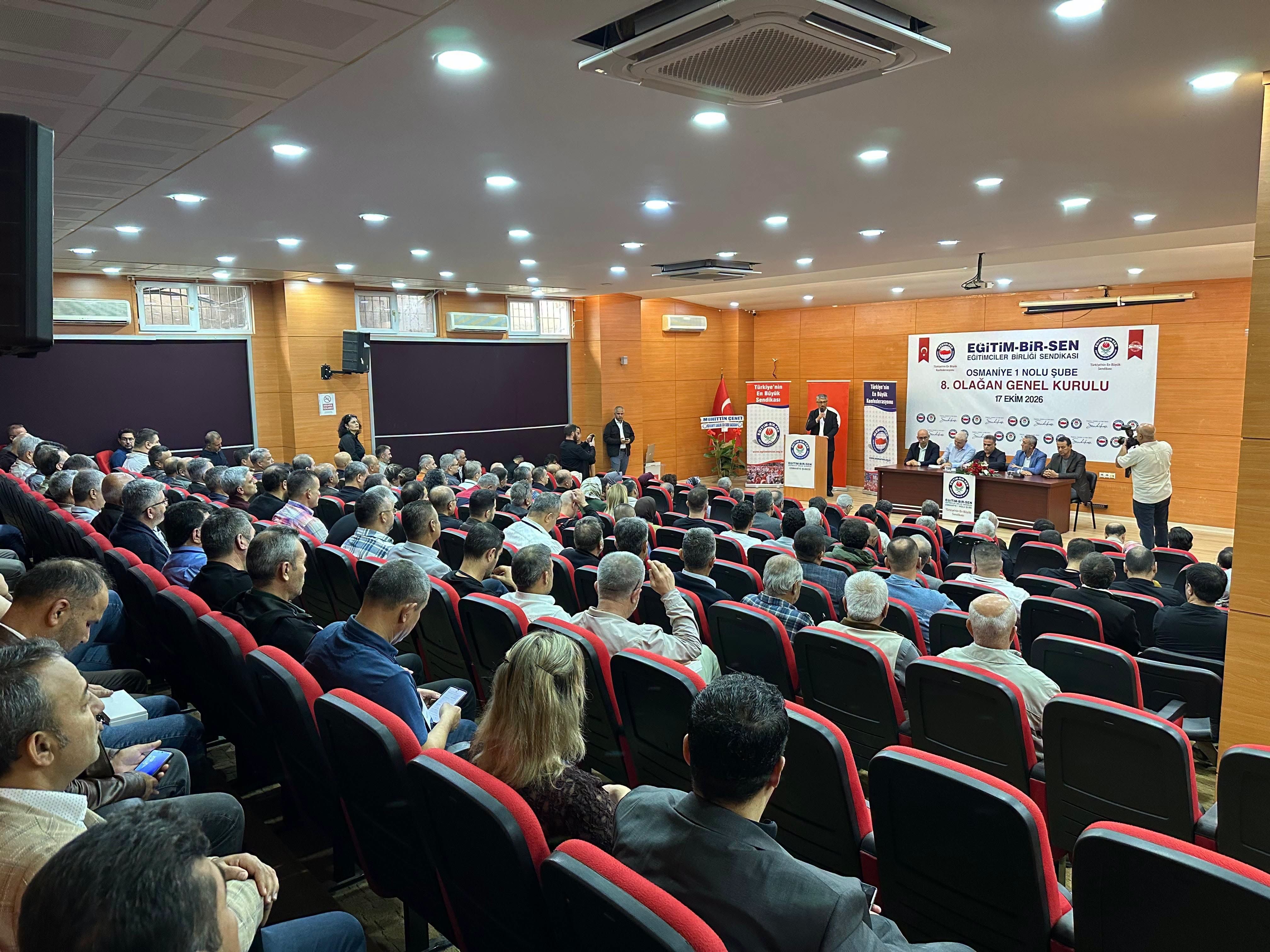 Milletvekili Gülsoy Eğitim Bir Sen Genel Kuruluna Katıldı4