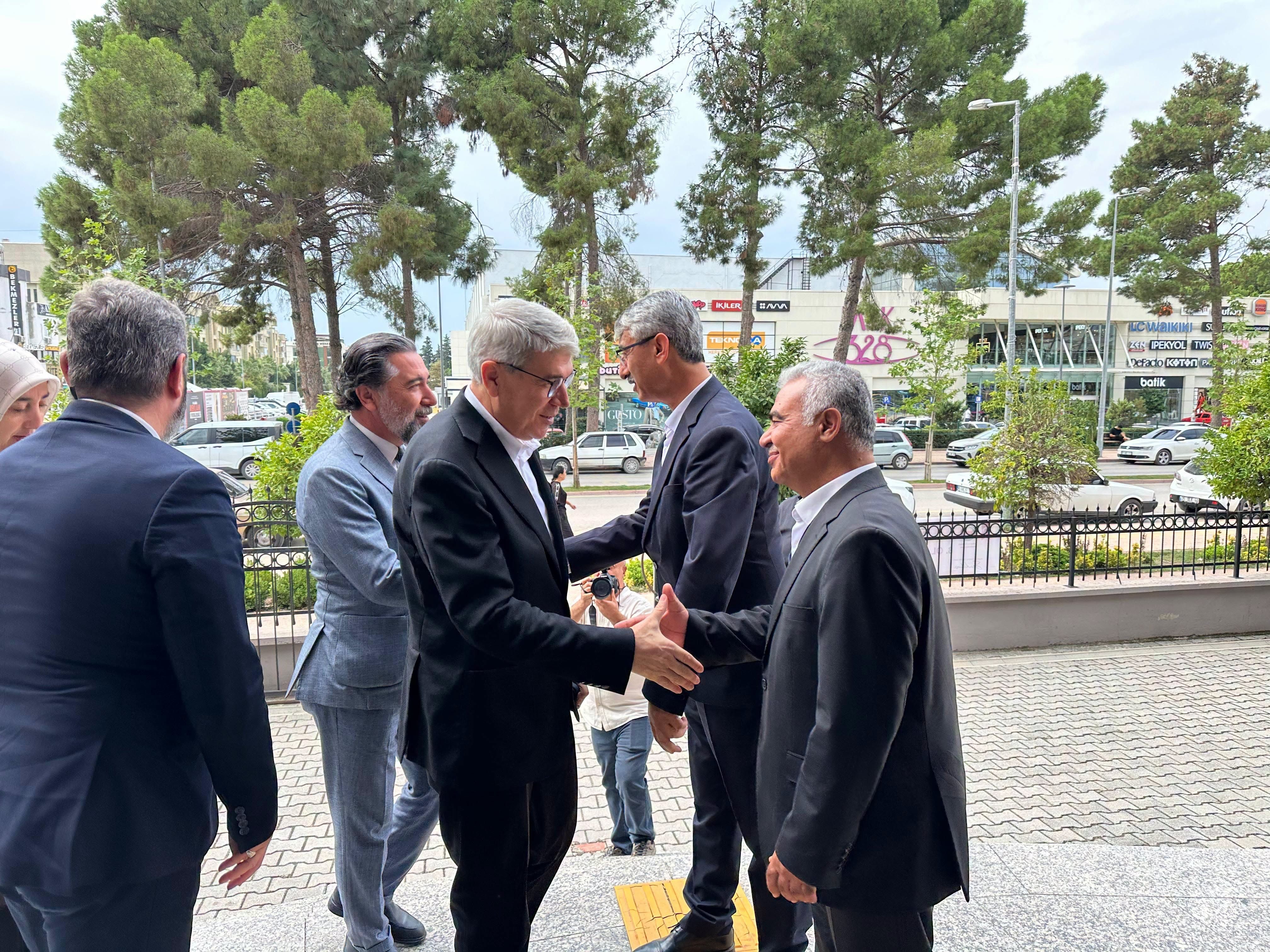 Milletvekili Gülsoy Eğitim Bir Sen Genel Kuruluna Katıldı7