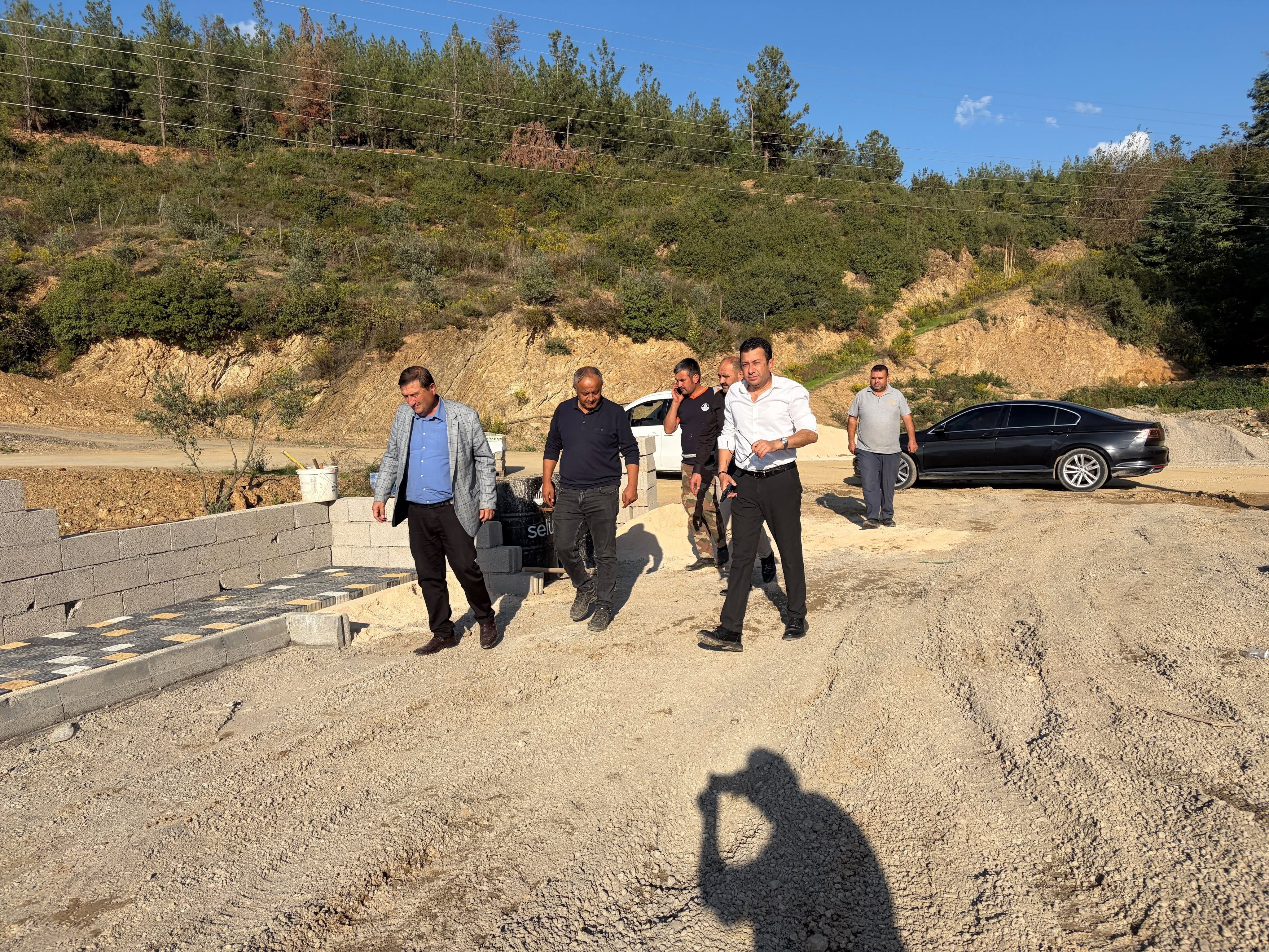 Osmaniye Bahçe’de Başkan Kadıoğlu Yol Çalışmalarını İnceledi4