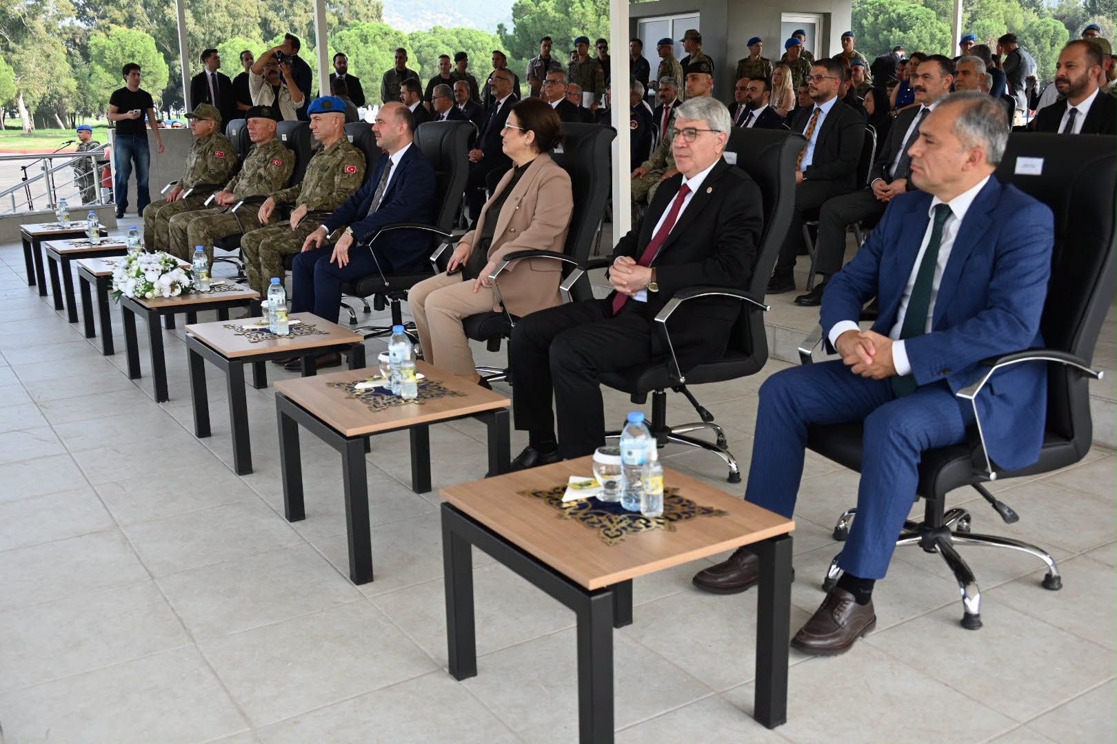 Osmaniye Belediyesi Sancak Teslim Törenine Katıldı7