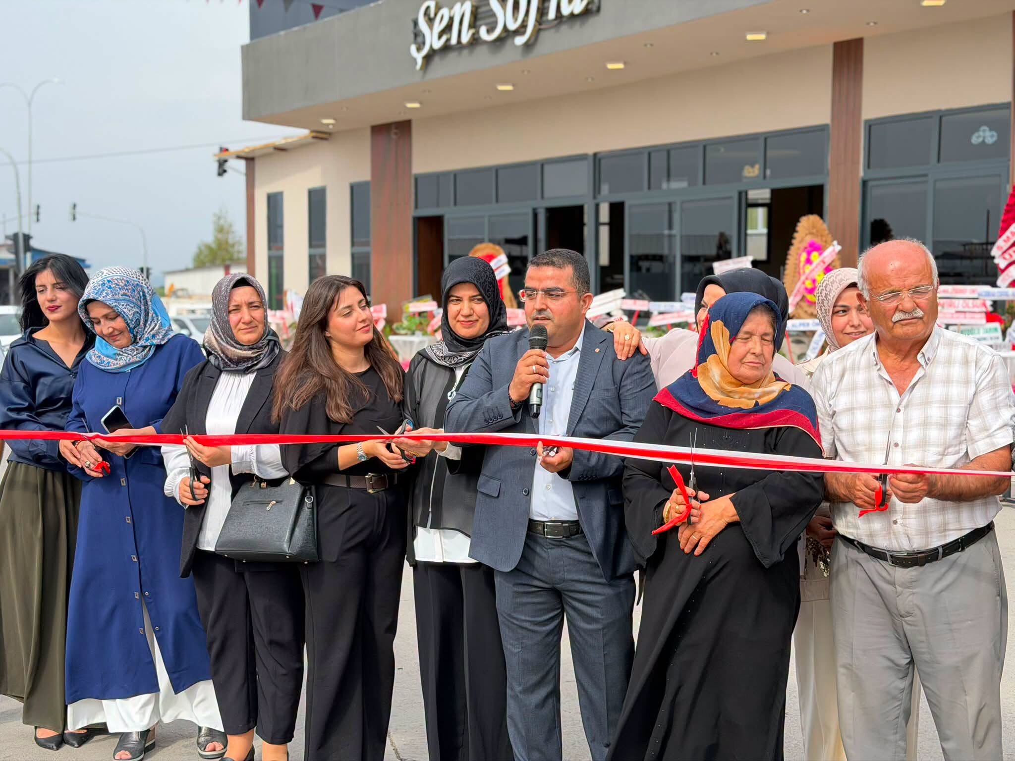 Osmaniye Düziçi’nde Şen Sofra Cafe Restaurant Açıldı1