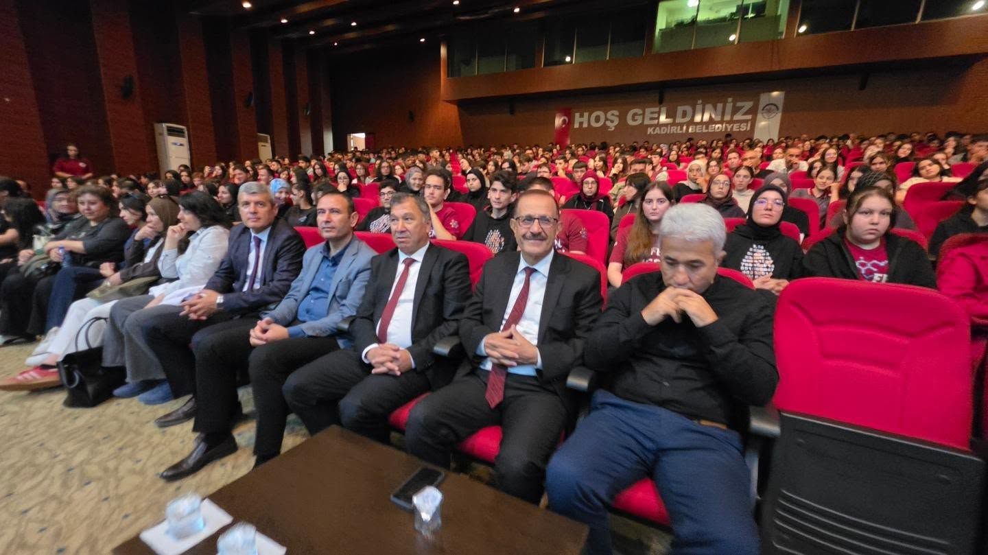Osmaniye Kadirli'de Bilgi Yarışmasının Şampiyonu Belli Oldu4
