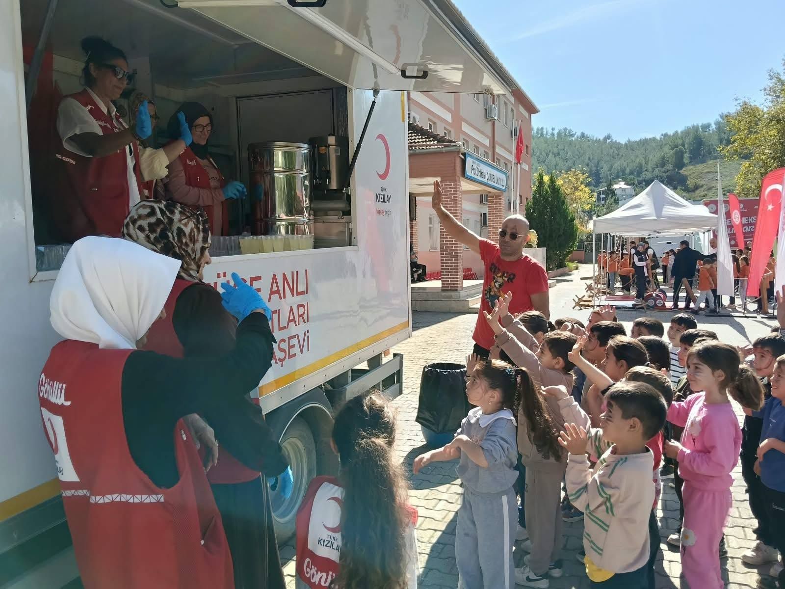 Osmaniye Kadirli'de Geleneksel Oyunlar Çocuklarla Buluştu3