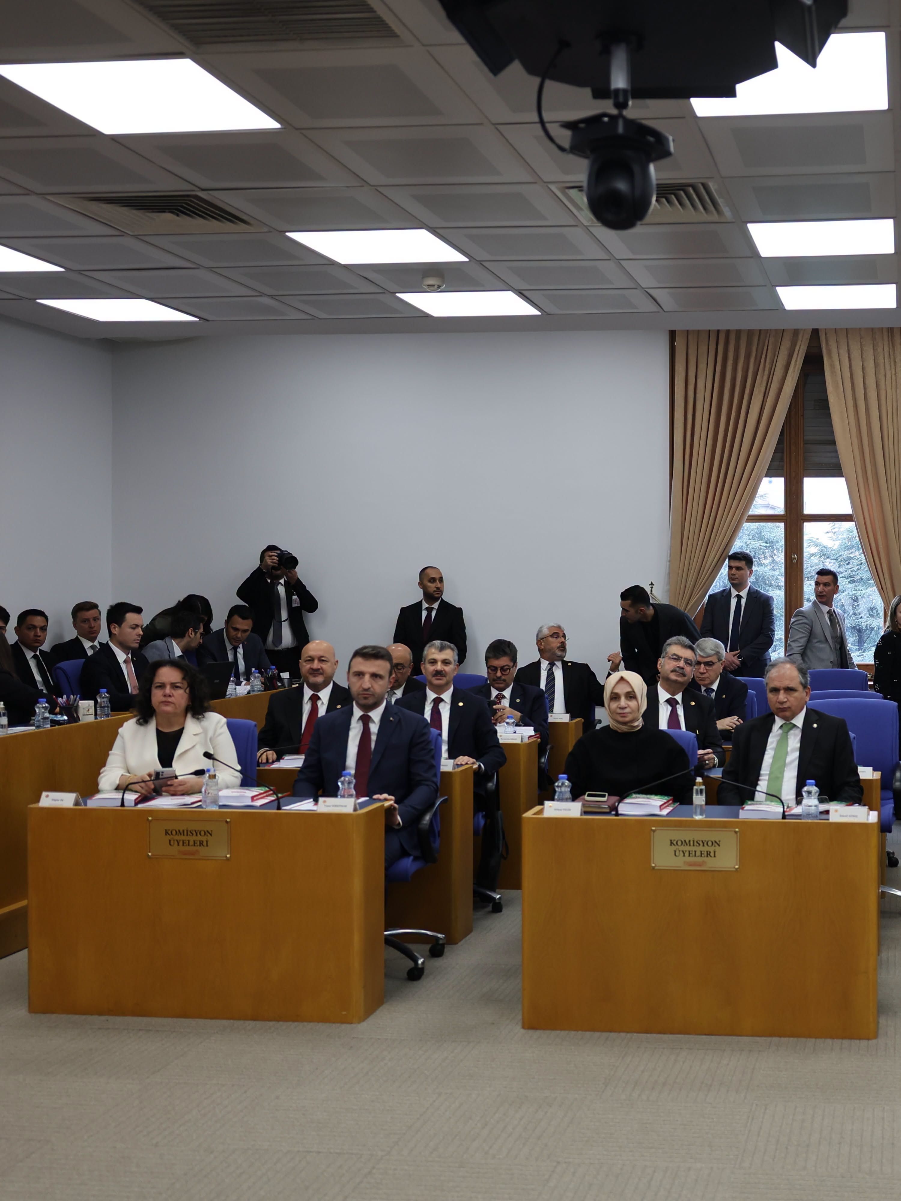 Osmaniye Milletvekili Gülsoy'dan 2027 Bütçesi Mesajı4