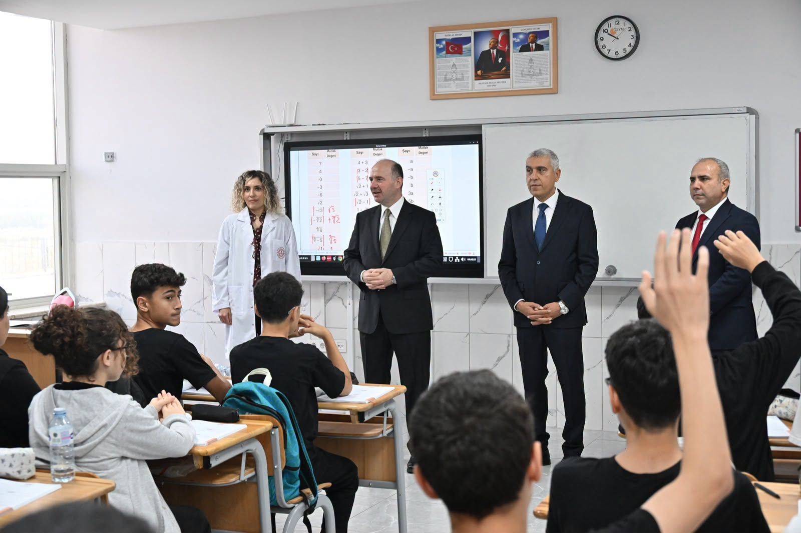 Osmaniye Valisi Serdengeçti Fen Lisesi’ni Ziyaret Etti
