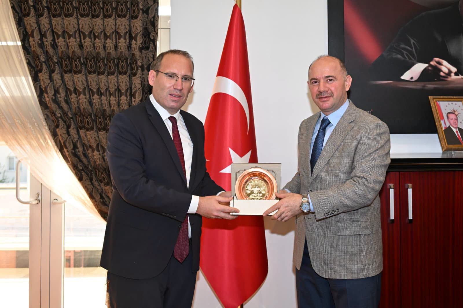 Osmaniye Valisi Serdengeçti’ye İki İsimden Ziyaret2