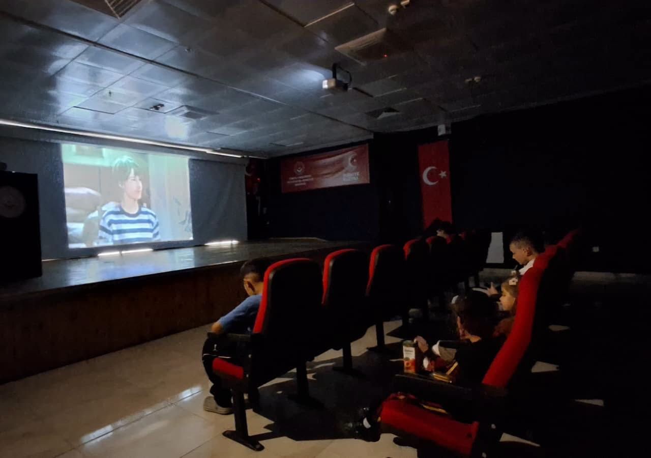 Osmaniye'de 12 Çocuk Dersimiz Atatürk Filmini İzledi2