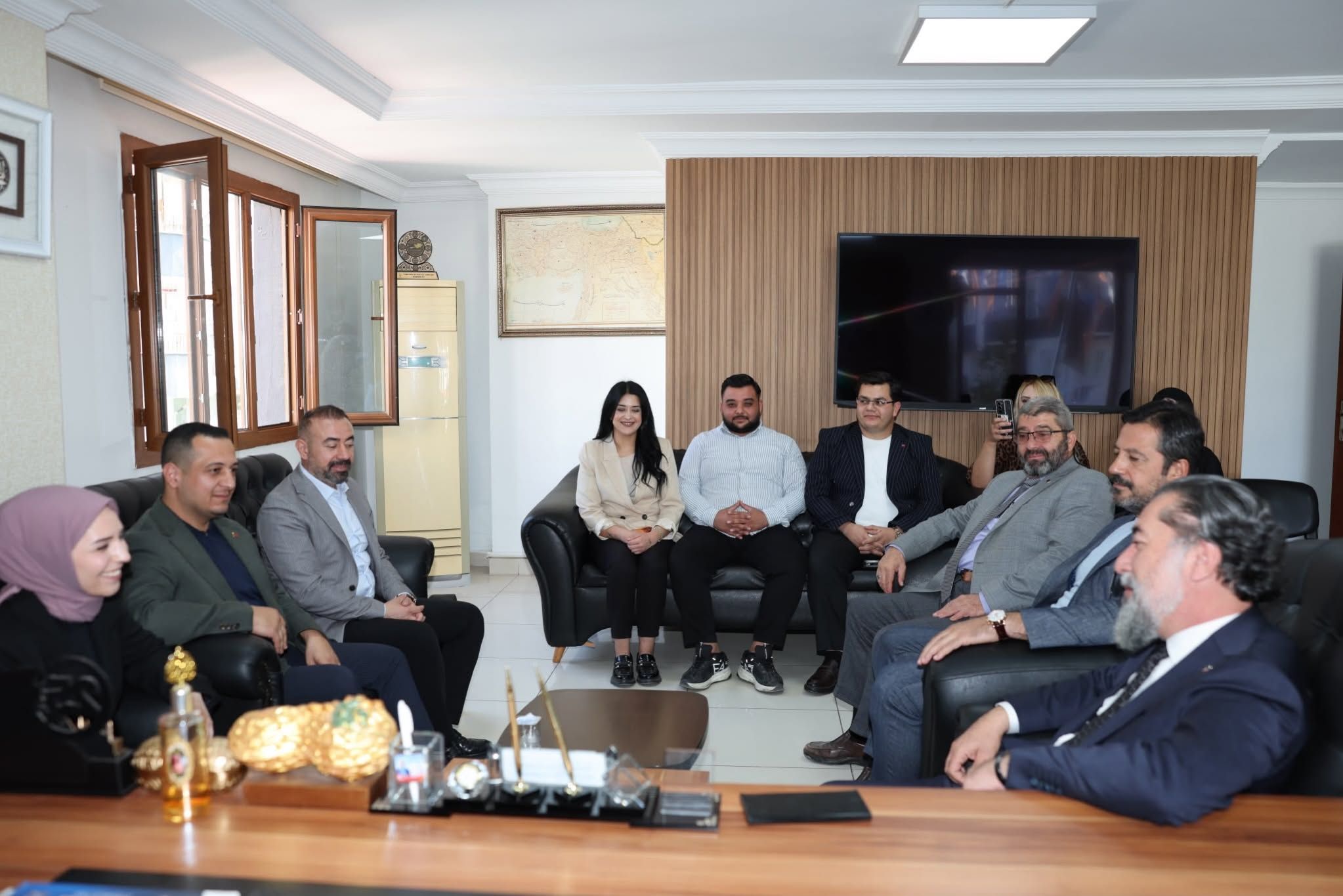 Osmaniye'de Ak Parti Gençliğinden Doğan'a Ziyaret5