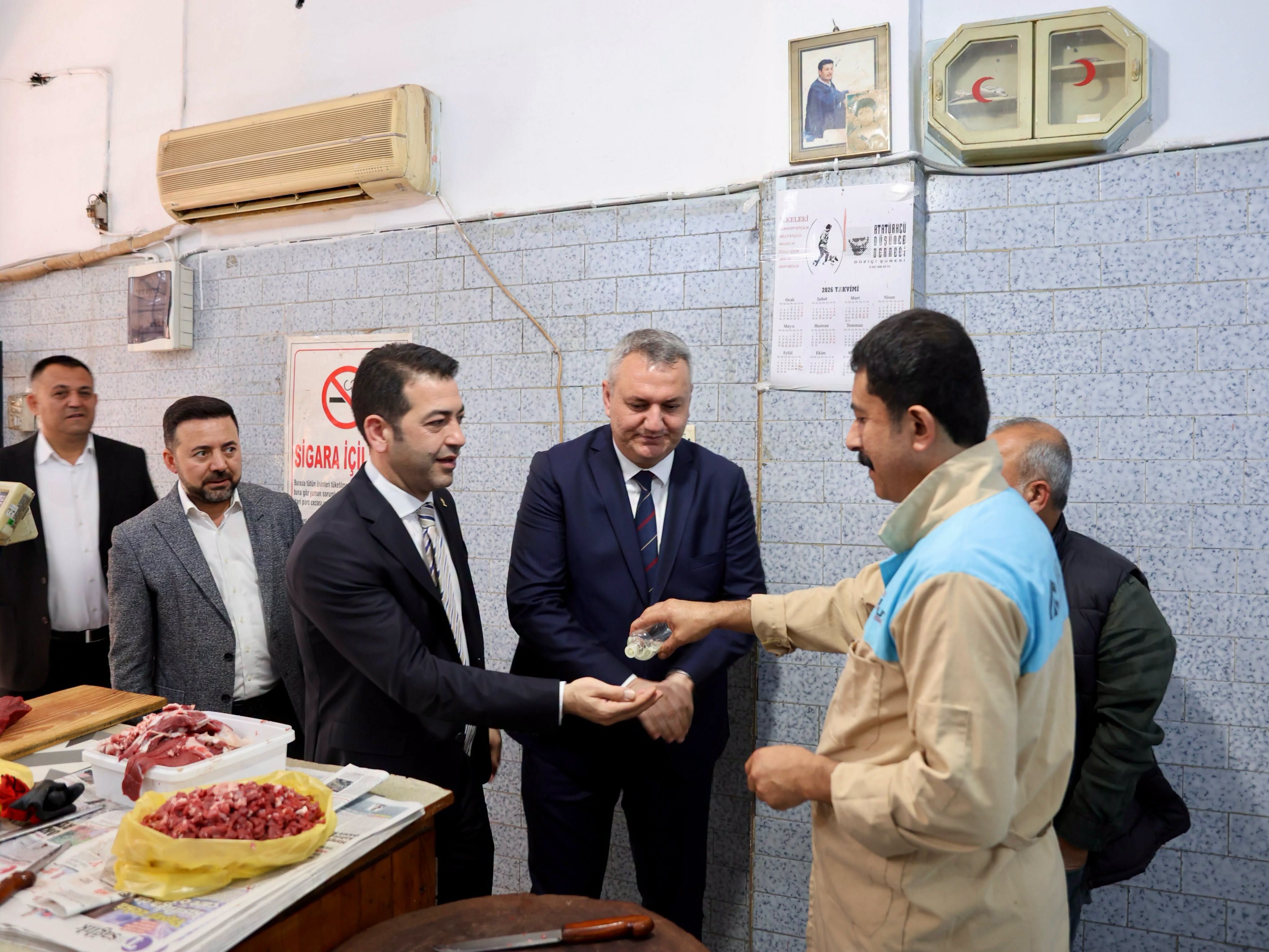 Osmaniye’de Ak Parti Heyetinden Düziçi Esnafına Ziyaret2