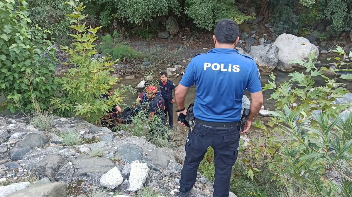 Osmaniye'de dere yatağında erkek cesedi bulundu