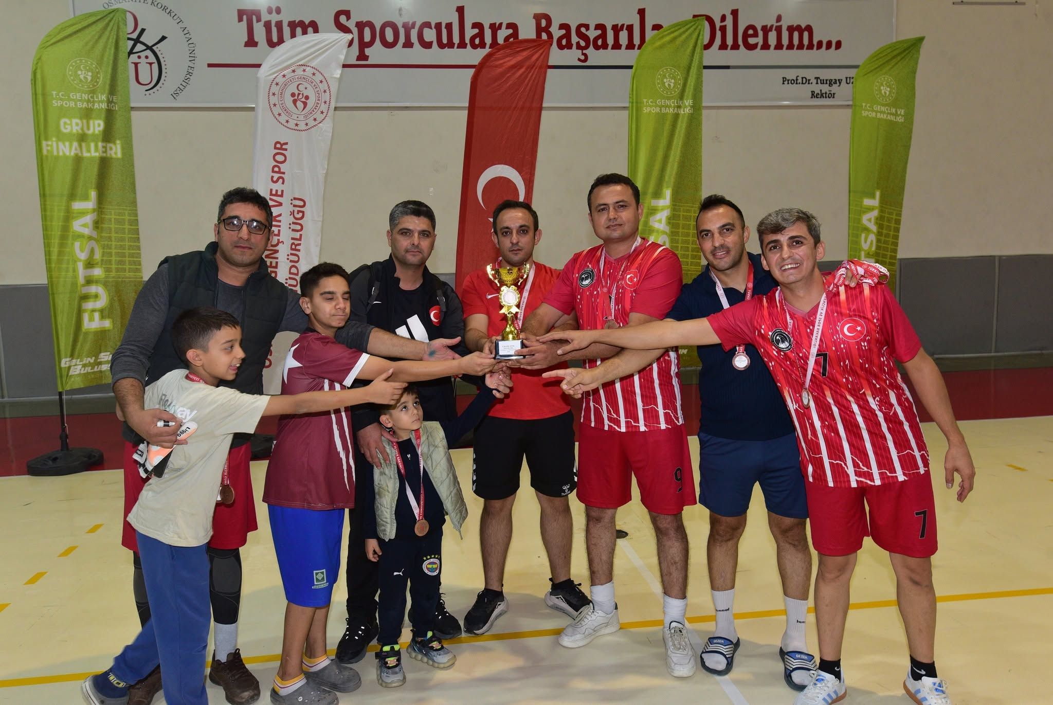Osmaniye’de Futsal Turnuvasının Şampiyonu Samet Aybaba5