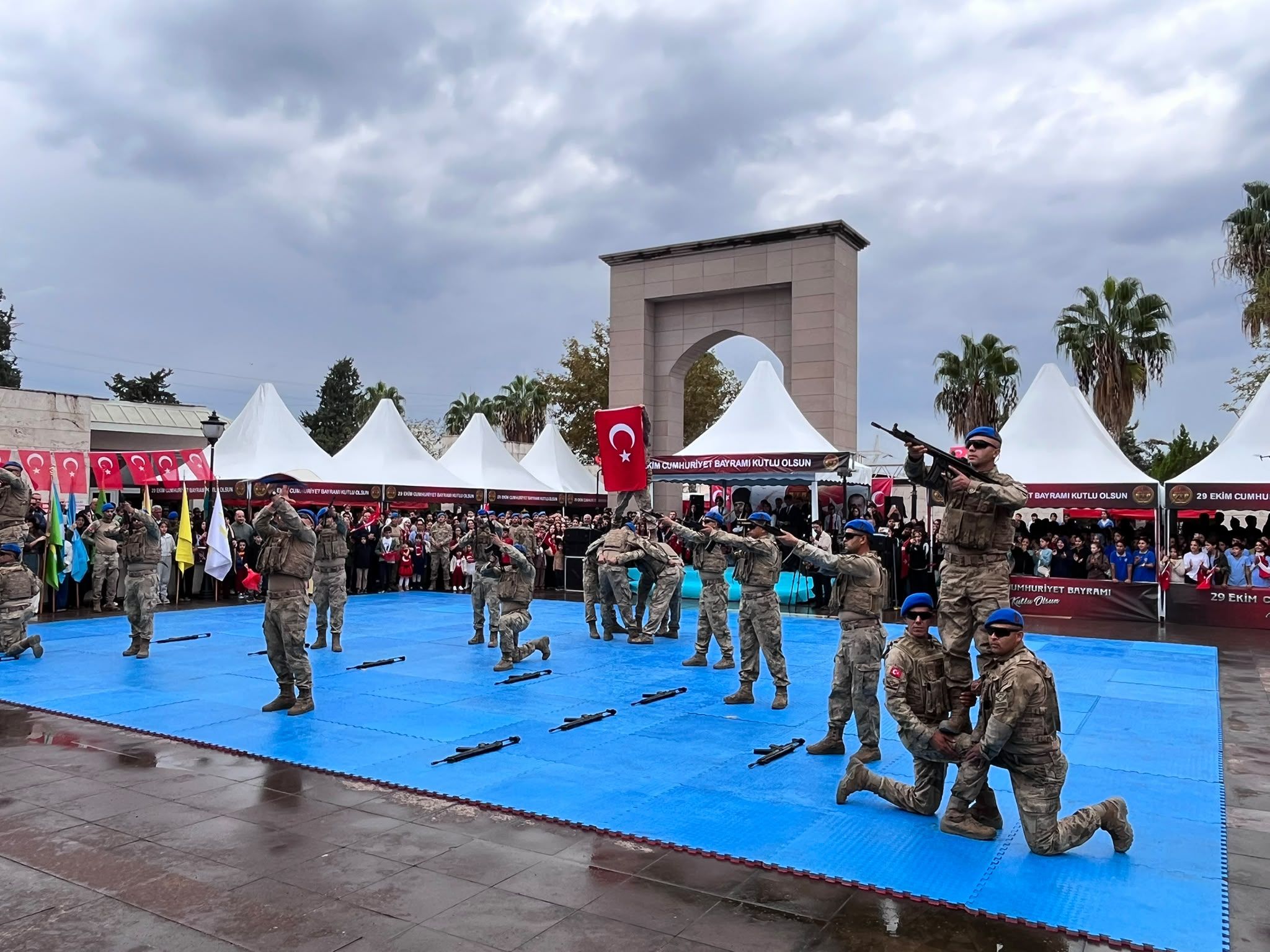 Osmaniye’de Jandarma Özel Harekât Gösterisi Nefes Kesti (4)