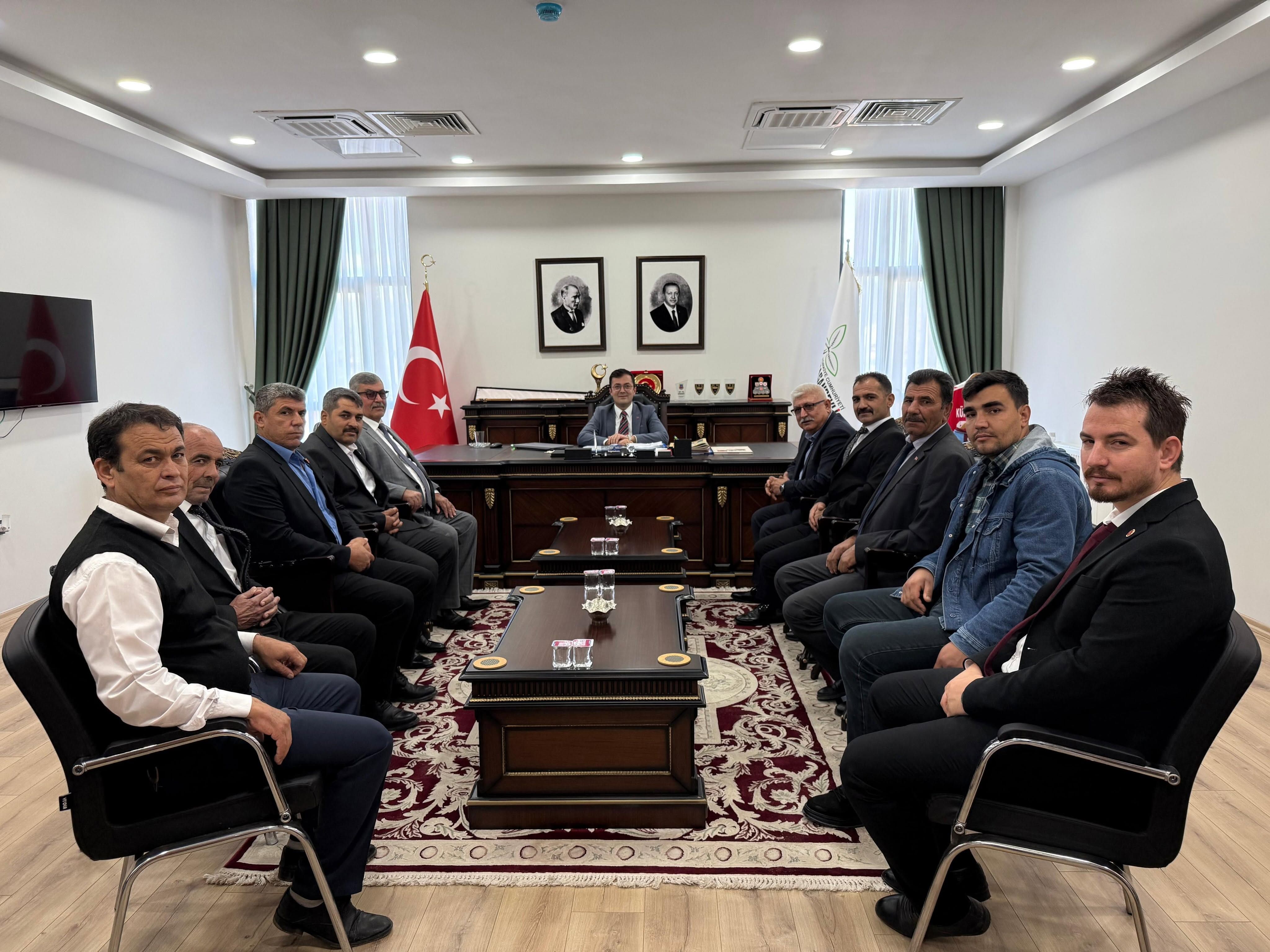 Osmaniye’de Kaymakam Yelli Muhtarları Makamında Ağırladı2