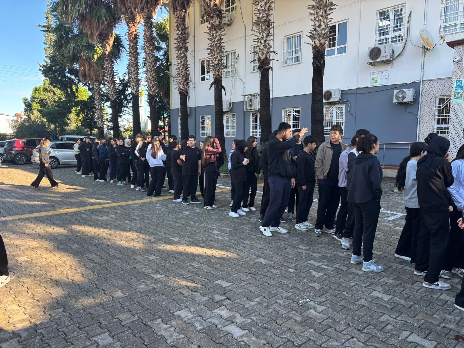 Osmaniye'de Lise Öğrencilerine Sıcak Çorba İkramı3