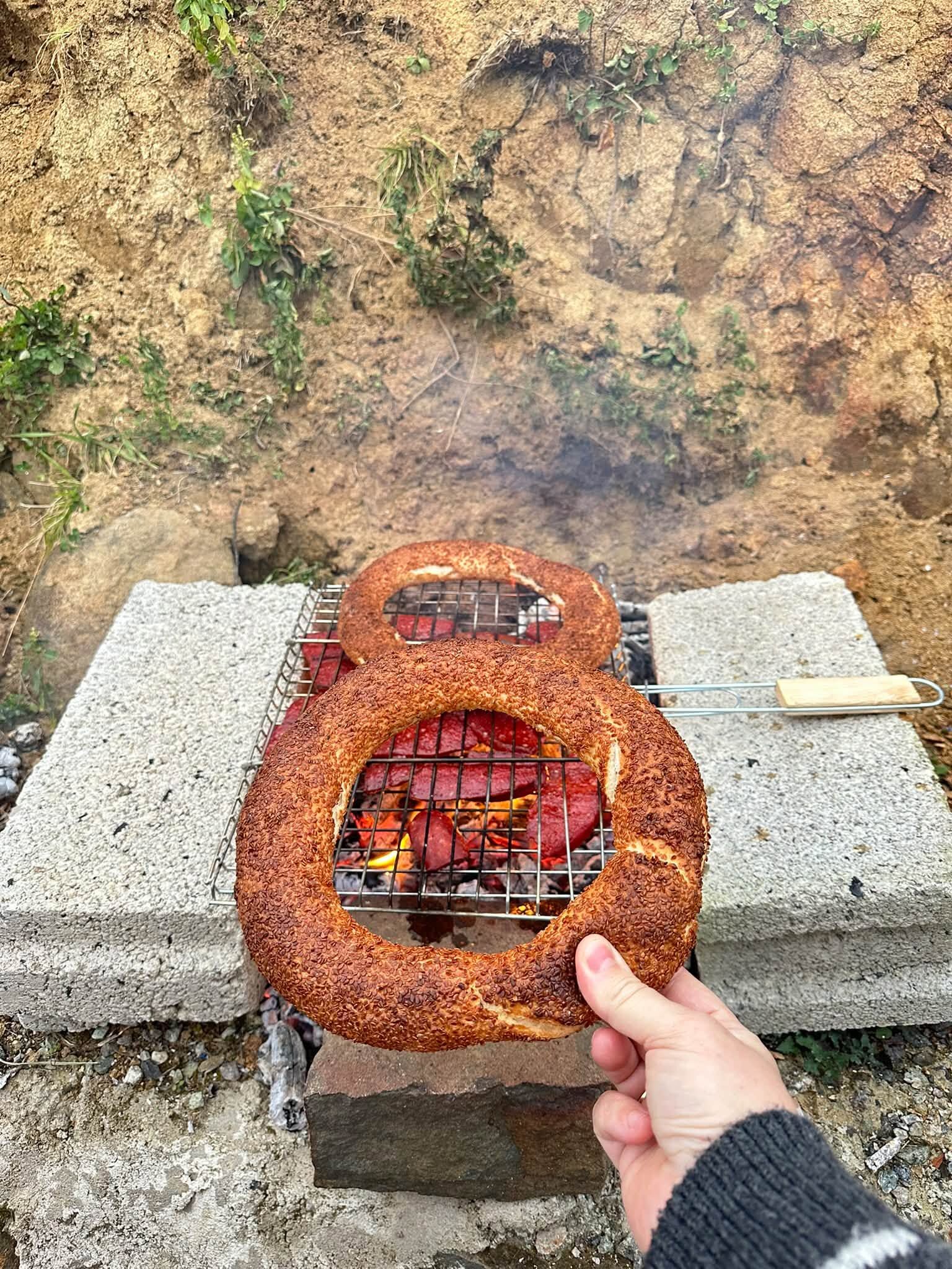 Osmaniye’de Mangalda Simit Ve Sucuk Lezzeti Şaşırttı3