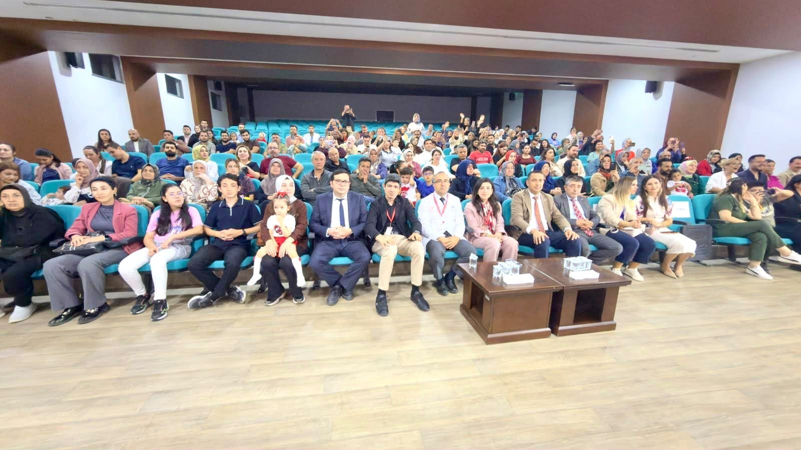 Osmaniye'de Miniklerden Cumhuriyet Bayramı Gösterisi5