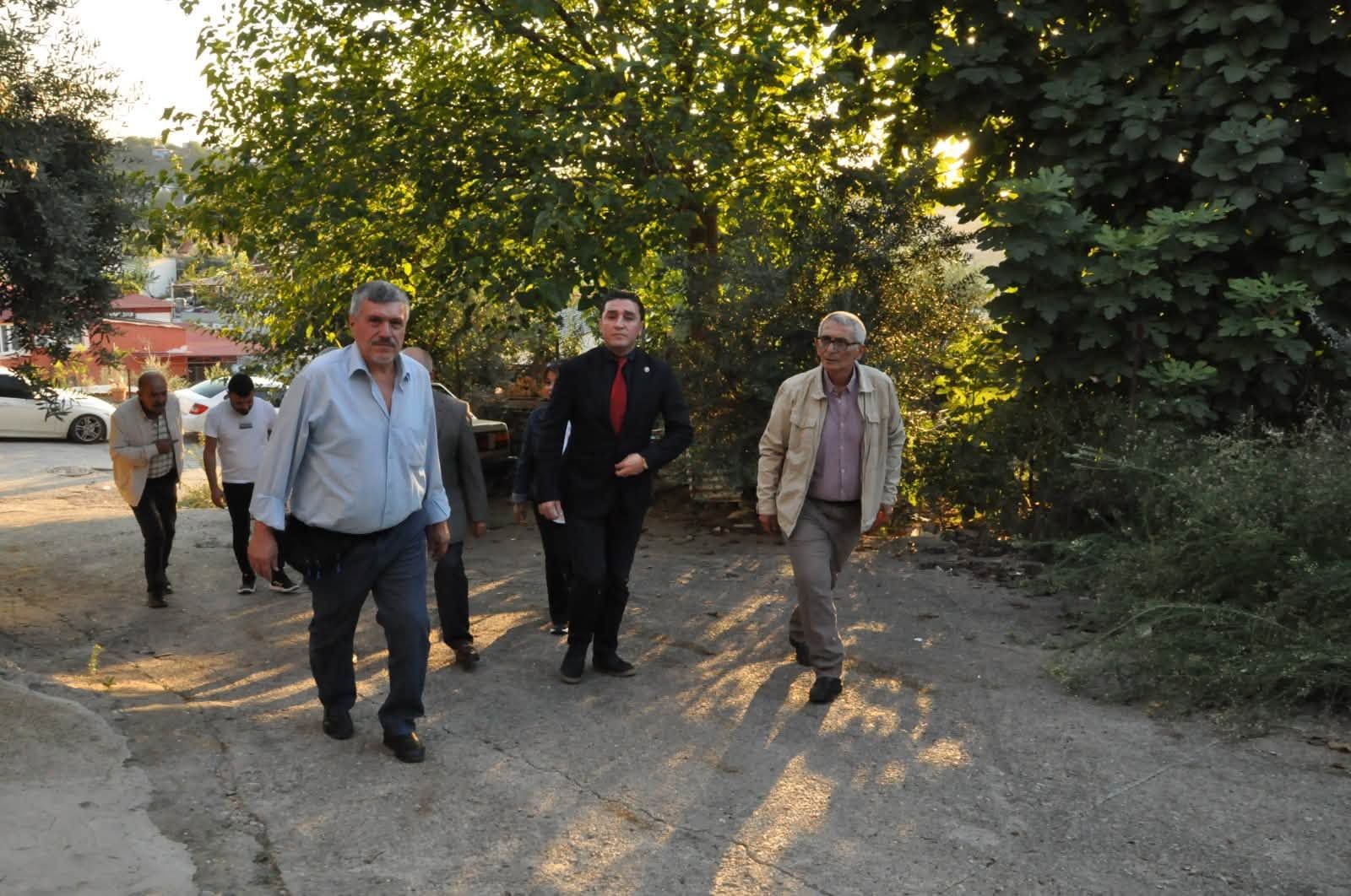 Rıza Tekerek Kadirli'de Hürü Teyzeyi Ziyaret Etti (3)
