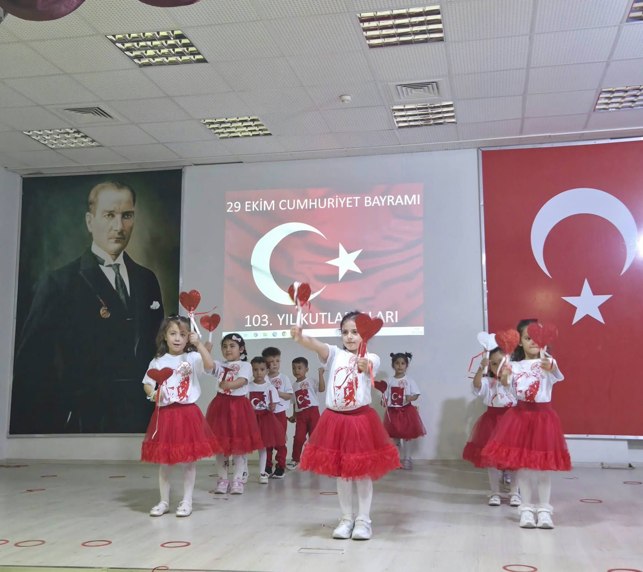 Sumbas’ta Cumhuriyet’in 103. Yılı Coşkuyla Kutlandı (4)